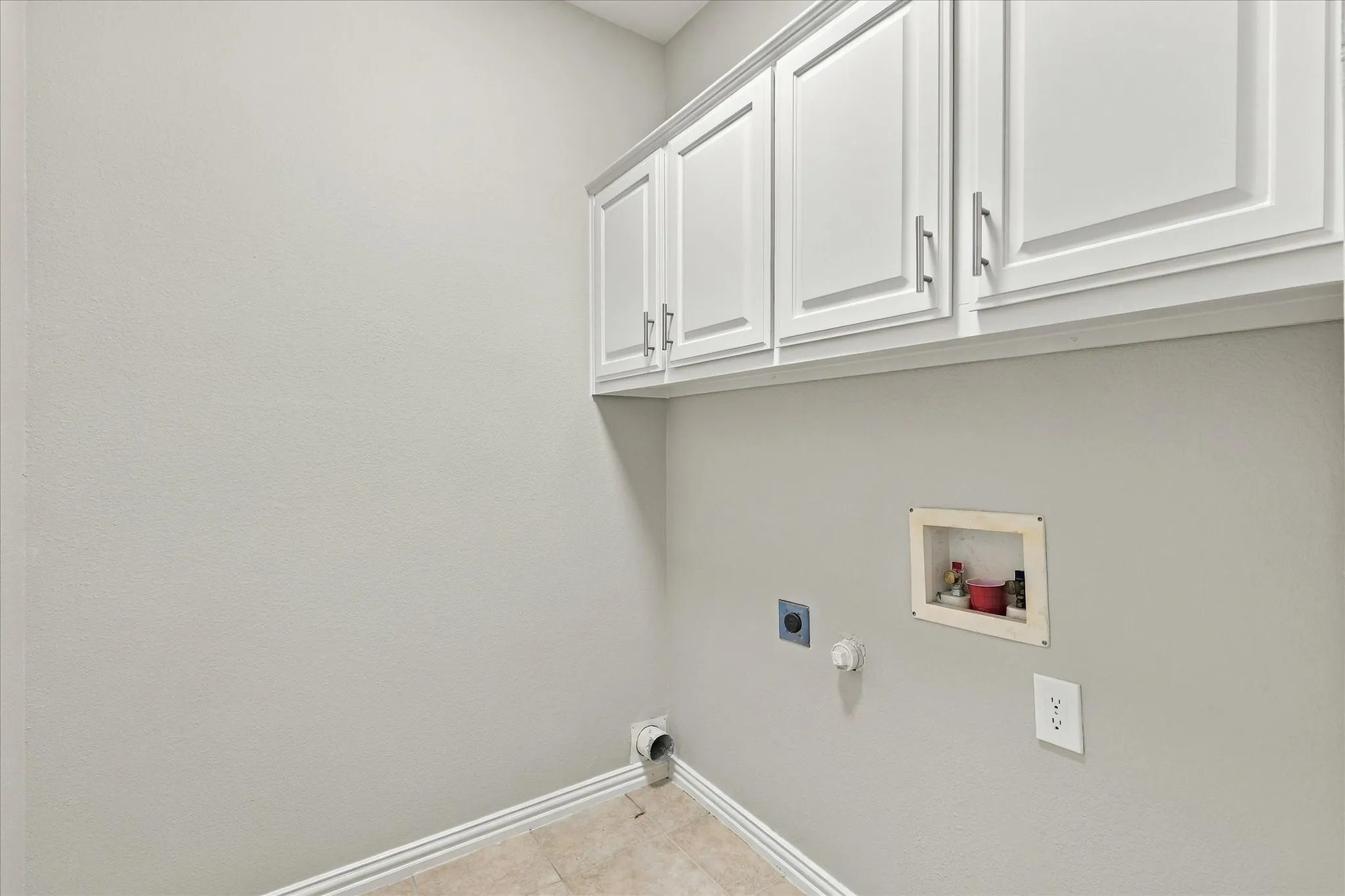 Single Family Residence For Rent in Collin County , 3500 Neiman Road, Plano, Texas 75025, 5 Bedroom, 3 Bathroom, 2 Garage spaces, 3,111 Sqft, built in 1999, mls#21400722, Real Estate Agent in Plano, Homes For Rent in Collin county, Homes For Rent in Plano, Realtor in Plano Texas, Real Estate Brokerage Independent Realty Texas, Luminita Cordes Realtor