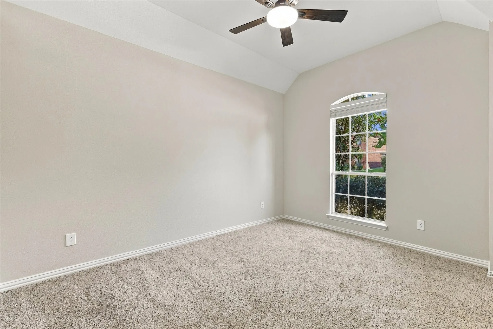 Single Family Residence For Rent in Collin County , 3500 Neiman Road, Plano, Texas 75025, 5 Bedroom, 3 Bathroom, 2 Garage spaces, 3,111 Sqft, built in 1999, mls#21400722, Real Estate Agent in Plano, Homes For Rent in Collin county, Homes For Rent in Plano, Realtor in Plano Texas, Real Estate Brokerage Independent Realty Texas, Luminita Cordes Realtor