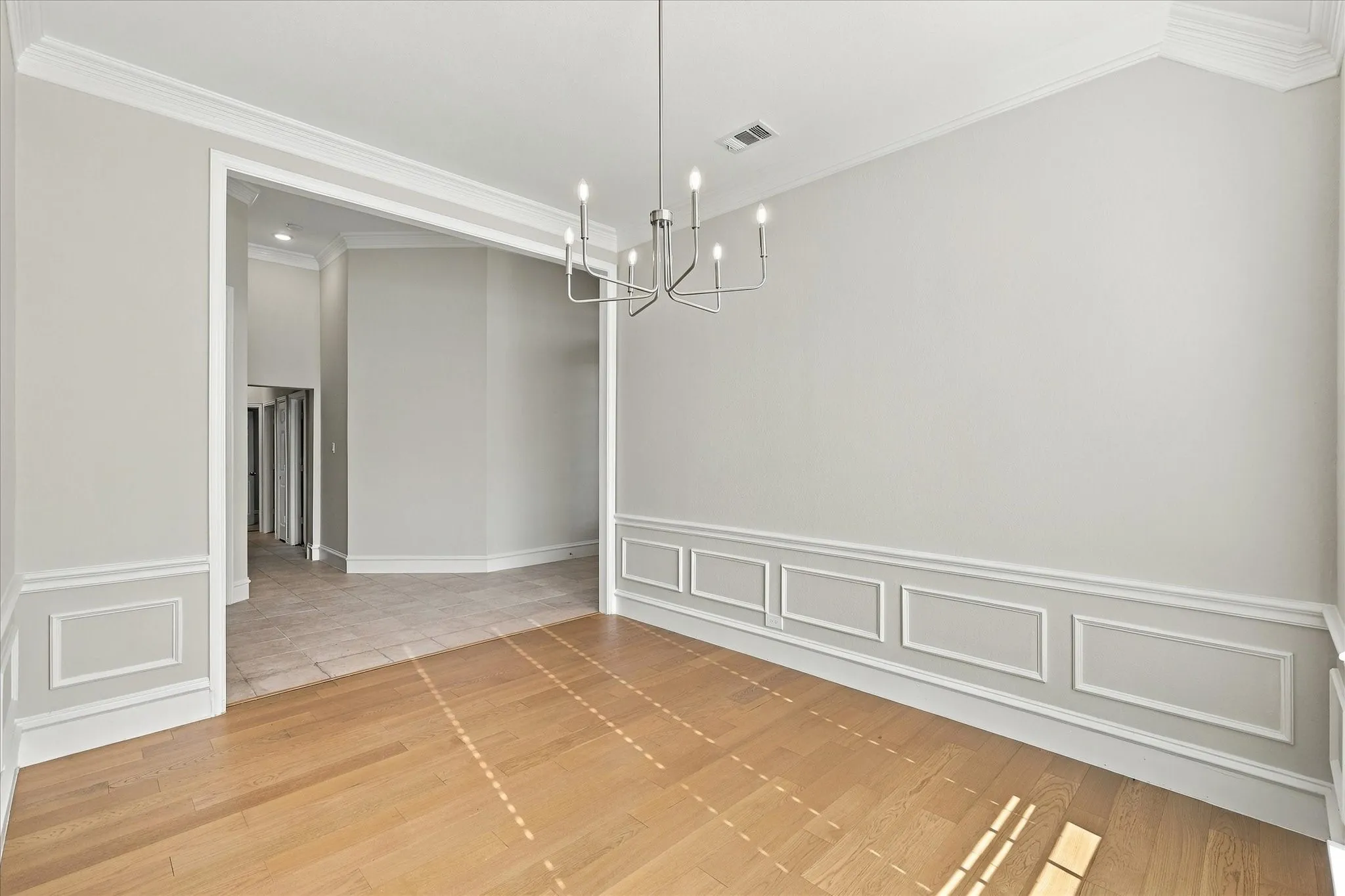 Single Family Residence For Rent in Collin County , 3500 Neiman Road, Plano, Texas 75025, 5 Bedroom, 3 Bathroom, 2 Garage spaces, 3,111 Sqft, built in 1999, mls#21400722, Real Estate Agent in Plano, Homes For Rent in Collin county, Homes For Rent in Plano, Realtor in Plano Texas, Real Estate Brokerage Independent Realty Texas, Luminita Cordes Realtor