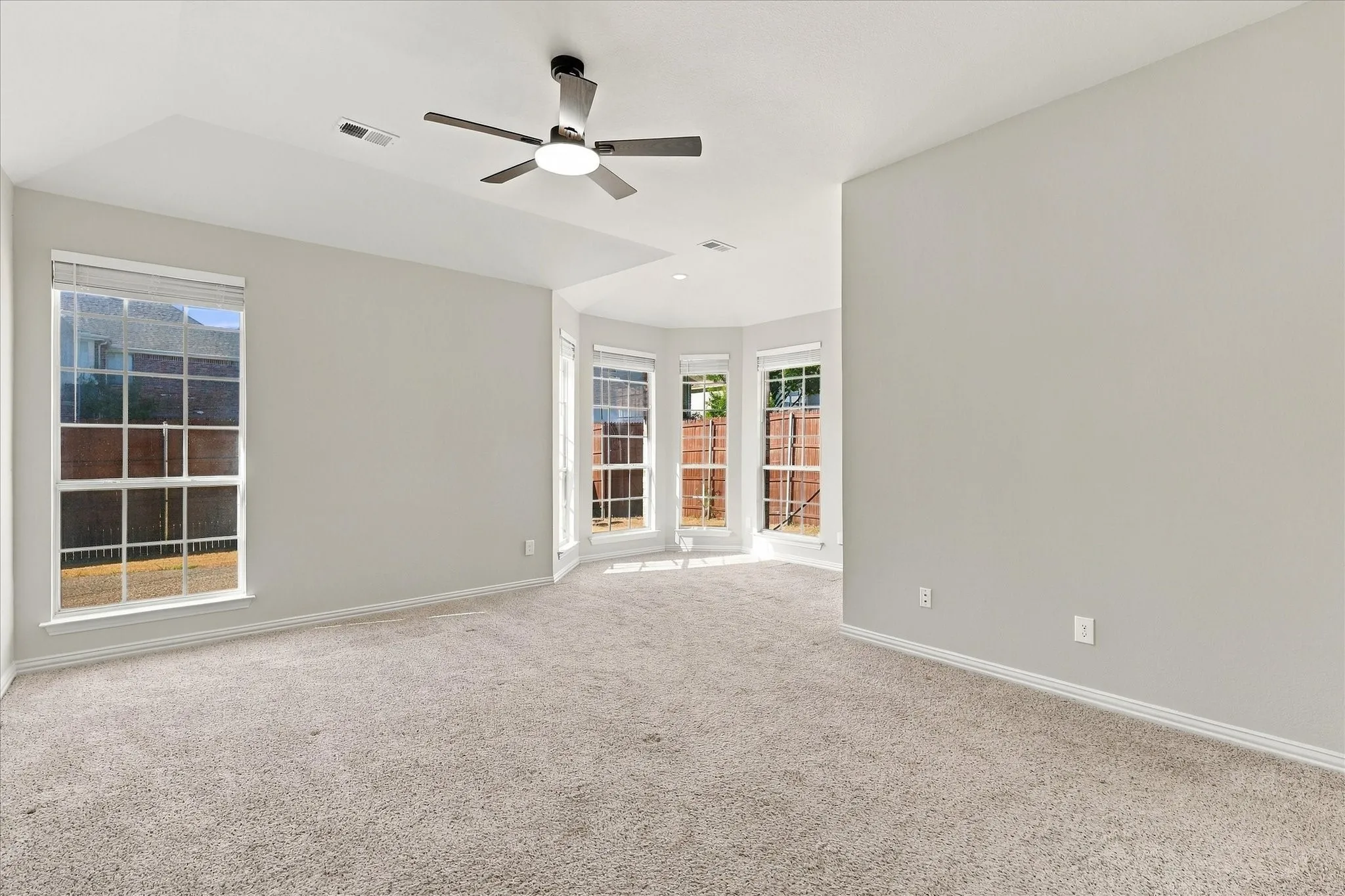 Single Family Residence For Rent in Collin County , 3500 Neiman Road, Plano, Texas 75025, 5 Bedroom, 3 Bathroom, 2 Garage spaces, 3,111 Sqft, built in 1999, mls#21400722, Real Estate Agent in Plano, Homes For Rent in Collin county, Homes For Rent in Plano, Realtor in Plano Texas, Real Estate Brokerage Independent Realty Texas, Luminita Cordes Realtor