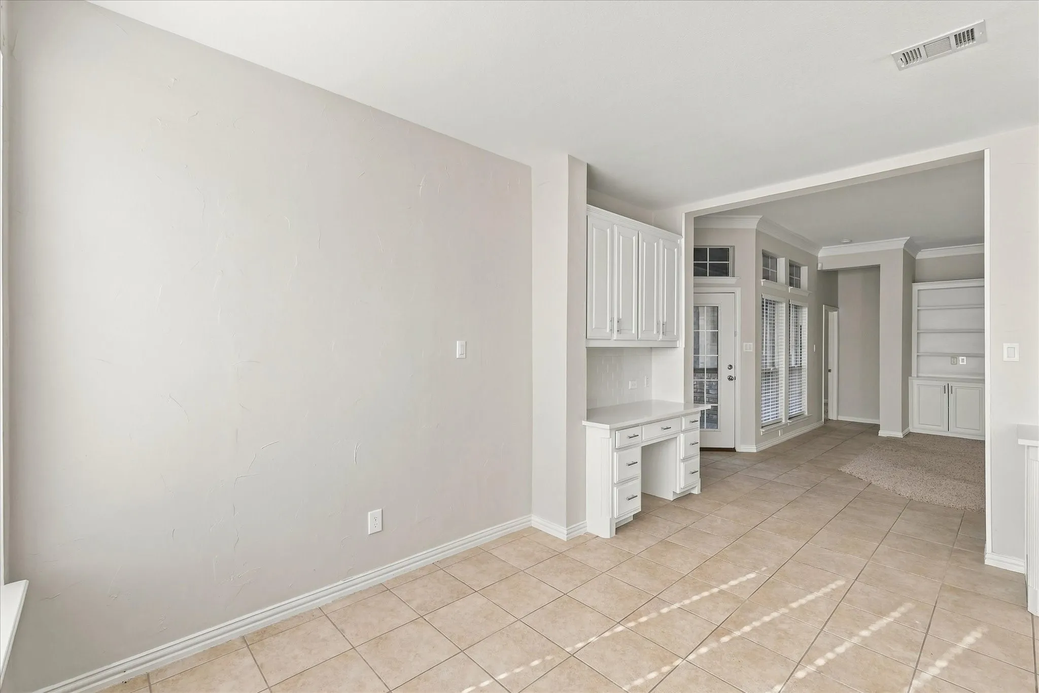 Single Family Residence For Rent in Collin County , 3500 Neiman Road, Plano, Texas 75025, 5 Bedroom, 3 Bathroom, 2 Garage spaces, 3,111 Sqft, built in 1999, mls#21400722, Real Estate Agent in Plano, Homes For Rent in Collin county, Homes For Rent in Plano, Realtor in Plano Texas, Real Estate Brokerage Independent Realty Texas, Luminita Cordes Realtor