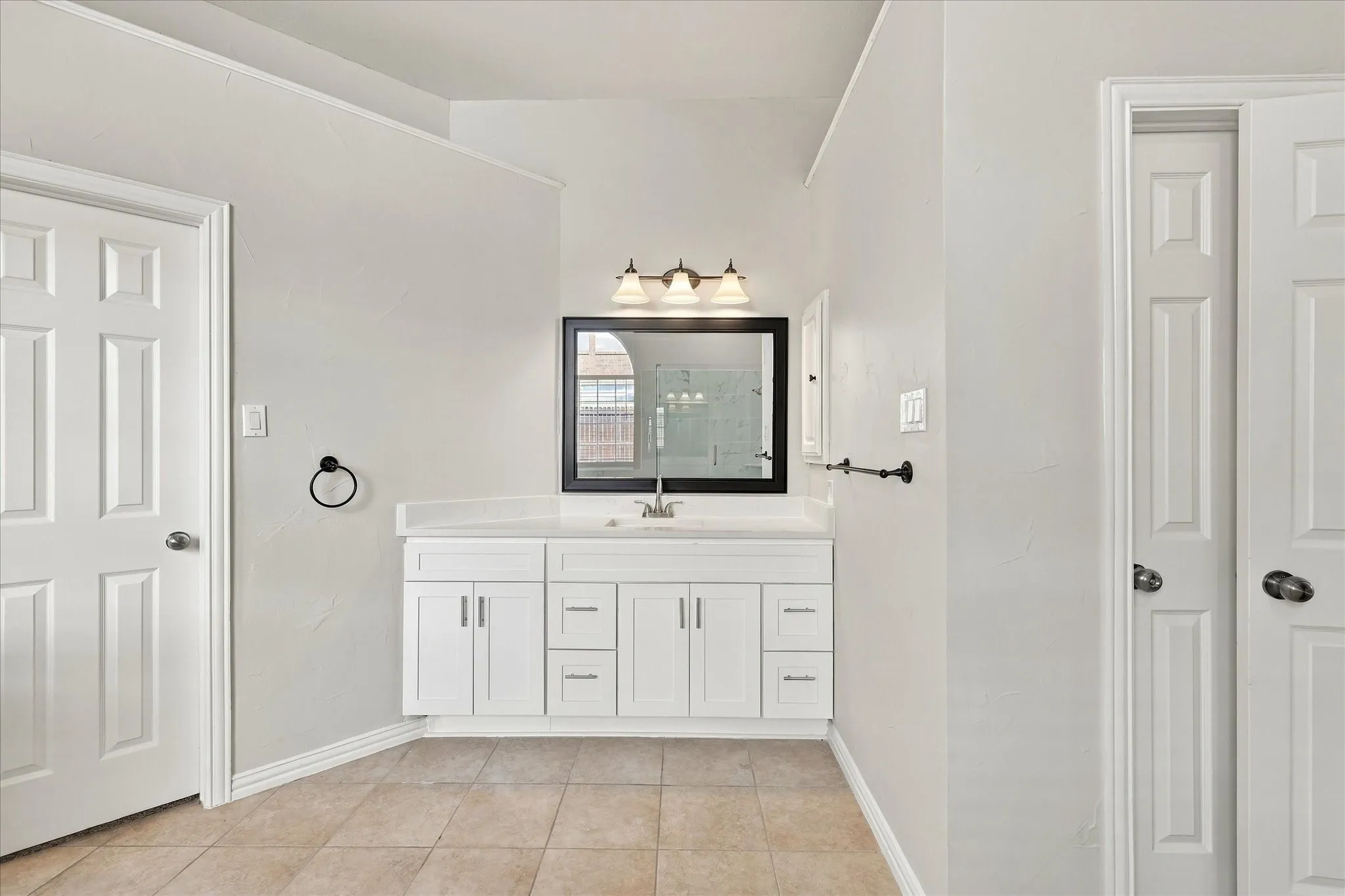 Single Family Residence For Rent in Collin County , 3500 Neiman Road, Plano, Texas 75025, 5 Bedroom, 3 Bathroom, 2 Garage spaces, 3,111 Sqft, built in 1999, mls#21400722, Real Estate Agent in Plano, Homes For Rent in Collin county, Homes For Rent in Plano, Realtor in Plano Texas, Real Estate Brokerage Independent Realty Texas, Luminita Cordes Realtor