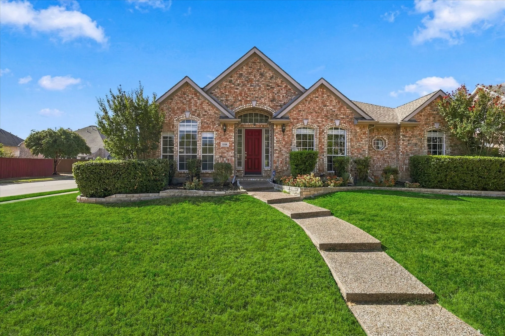 Single Family Residence For Rent in Collin County , 3500 Neiman Road, Plano, Texas 75025, 5 Bedroom, 3 Bathroom, 2 Garage spaces, 3,111 Sqft, built in 1999, mls#21400722, Real Estate Agent in Plano, Homes For Rent in Collin county, Homes For Rent in Plano, Realtor in Plano Texas, Real Estate Brokerage Independent Realty Texas, Luminita Cordes Realtor