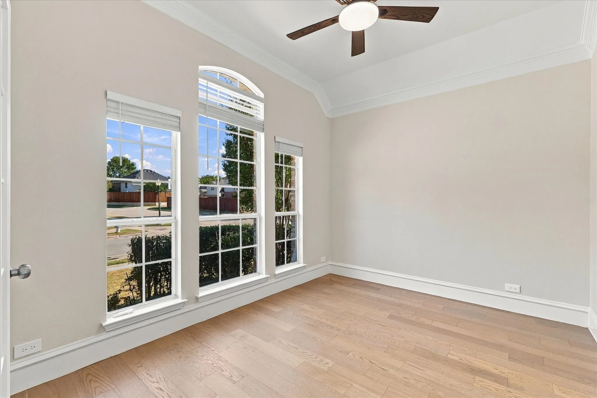 Single Family Residence For Rent in Collin County , 3500 Neiman Road, Plano, Texas 75025, 5 Bedroom, 3 Bathroom, 2 Garage spaces, 3,111 Sqft, built in 1999, mls#21400722, Real Estate Agent in Plano, Homes For Rent in Collin county, Homes For Rent in Plano, Realtor in Plano Texas, Real Estate Brokerage Independent Realty Texas, Luminita Cordes Realtor