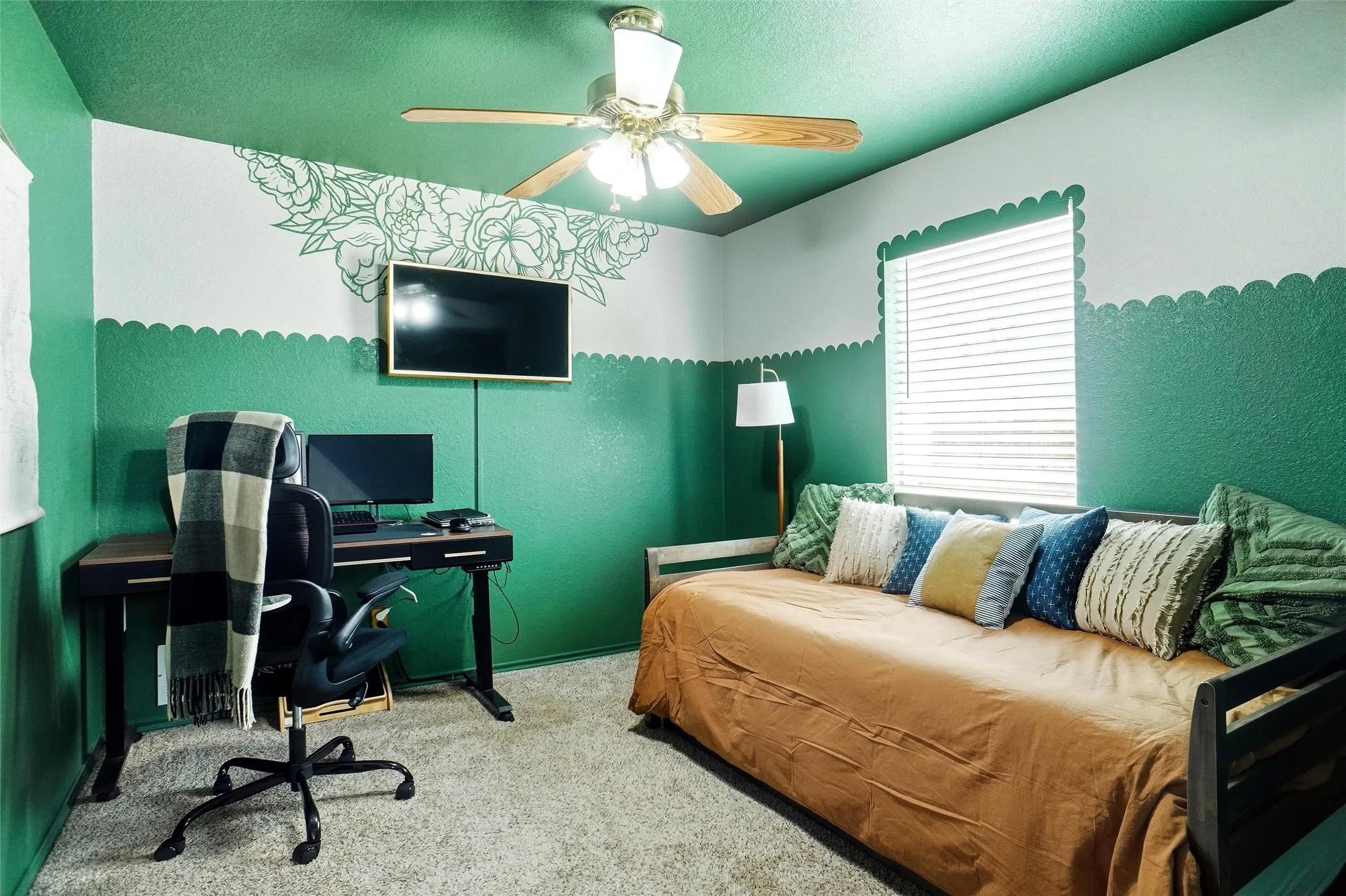 Single Family Residence For Sale in Denton County , 414 Madison Place, Ponder, Texas 76259, 3 Bedroom, 2 Bathroom, 2 Garage spaces, 1,584 Sqft, built in 2000, mls#21394344, Real Estate Agent in Ponder, Homes For Sale in Denton county, Homes For Sale in Ponder, Realtor in Ponder Texas, Real Estate Brokerage Independent Realty Texas, Luminita Cordes Realtor