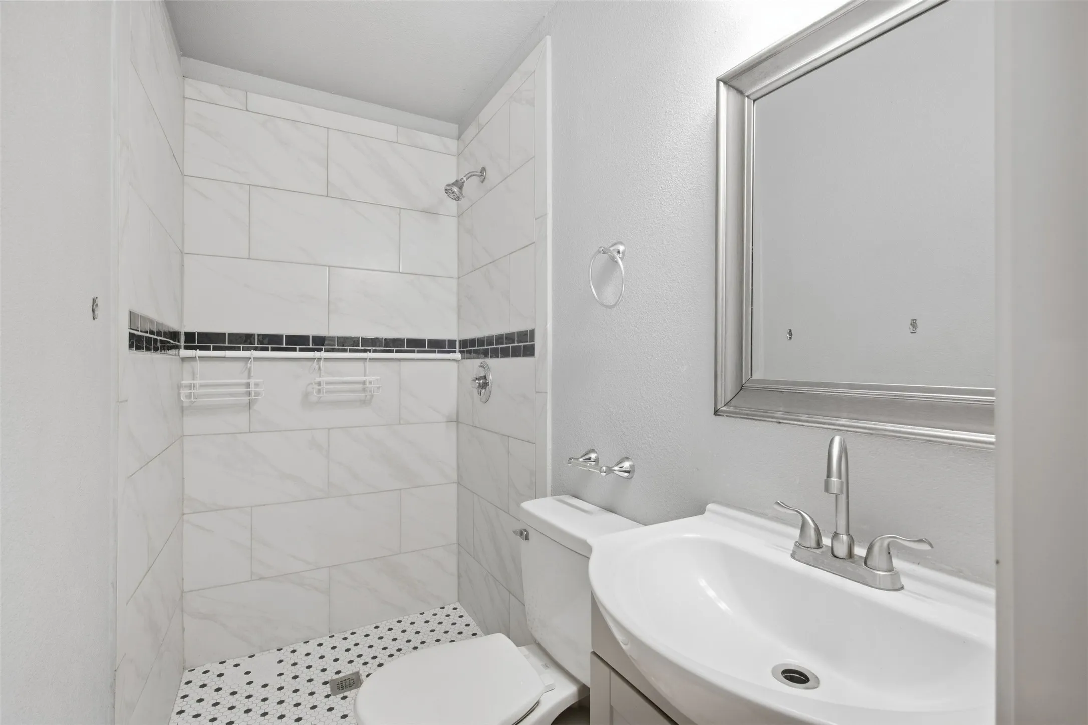 Single Family Residence For Rent in Tarrant County , 1203 Belvedere Drive, Arlington, Texas 76010, 3 Bedroom, 2 Bathroom, 1 Garage spaces, 1,039 Sqft, built in 1955, mls#21398731, Real Estate Agent in Arlington, Homes For Rent in Tarrant county, Homes For Rent in Arlington, Realtor in Arlington Texas, Real Estate Brokerage Independent Realty Texas, Luminita Cordes Realtor