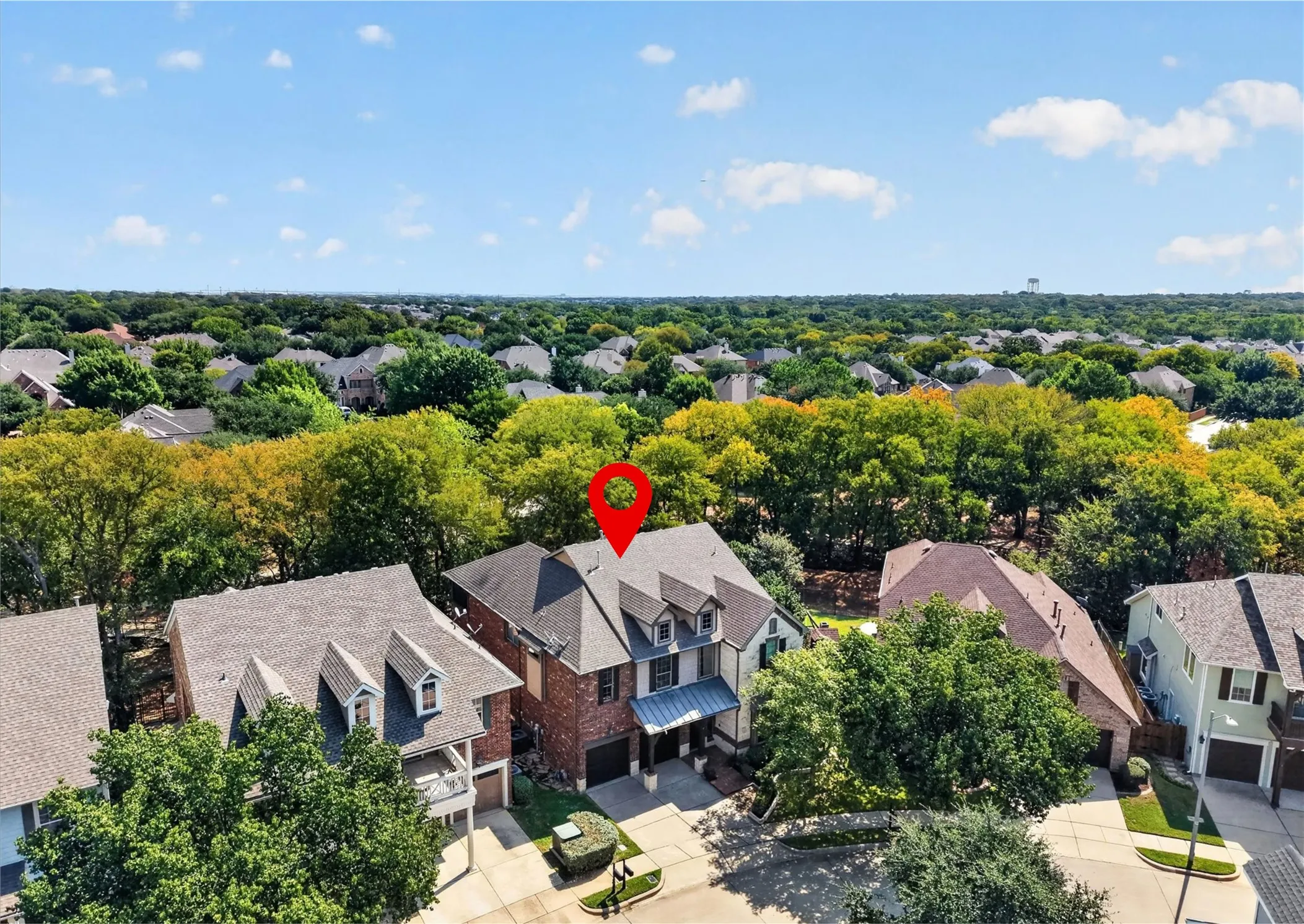 Single Family Residence For Sale in Tarrant County , 2512 Kodiak Circle, Euless, Texas 76039, 4 Bedroom, 4 Bathroom, 2 Garage spaces, 3,273 Sqft, built in 2004, mls#21396240, Real Estate Agent in Euless, Homes For Sale in Tarrant county, Homes For Sale in Euless, Realtor in Euless Texas, Real Estate Brokerage Independent Realty Texas, Luminita Cordes Realtor
