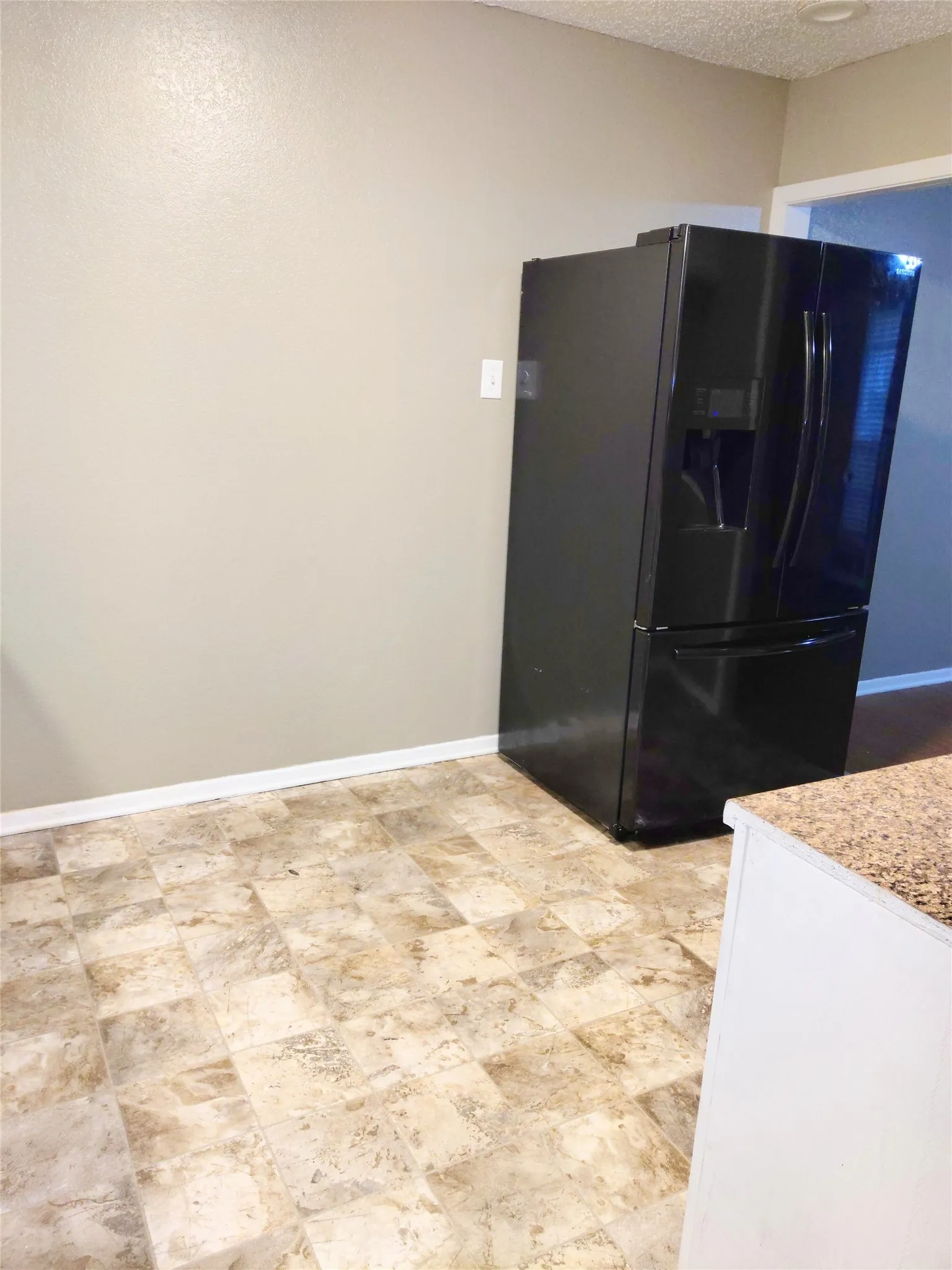 Quadruplex For Rent in Tarrant County , 3225 Cortez Drive, Fort Worth, Texas 76116, 2 Bedroom, 2 Bathroom, Garage spaces, 1,046 Sqft, built in 1985, mls#21400729, Real Estate Agent in Fort Worth, Homes For Rent in Tarrant county, Homes For Rent in Fort Worth, Realtor in Fort Worth Texas, Real Estate Brokerage Independent Realty Texas, Luminita Cordes Realtor