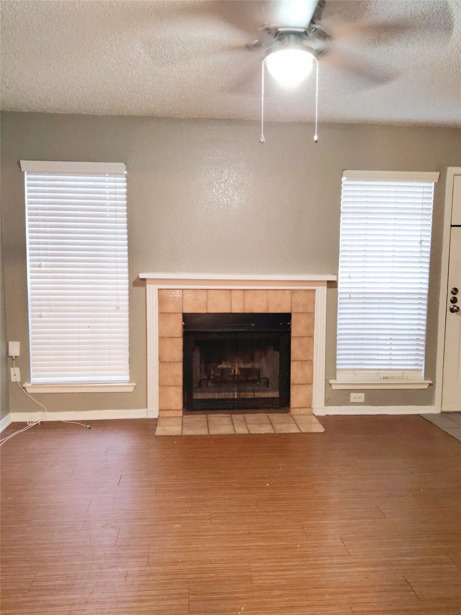 Quadruplex For Rent in Tarrant County , 3225 Cortez Drive, Fort Worth, Texas 76116, 2 Bedroom, 2 Bathroom, Garage spaces, 1,046 Sqft, built in 1985, mls#21400729, Real Estate Agent in Fort Worth, Homes For Rent in Tarrant county, Homes For Rent in Fort Worth, Realtor in Fort Worth Texas, Real Estate Brokerage Independent Realty Texas, Luminita Cordes Realtor