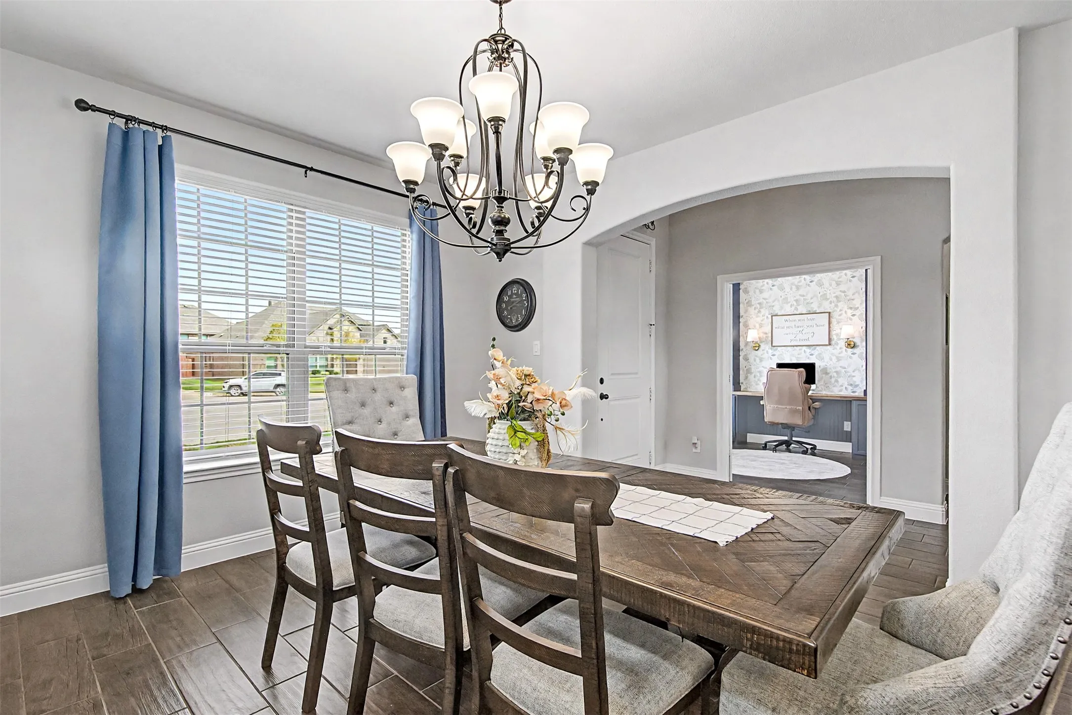 Single Family Residence For Sale in Johnson County , 1025 Whitetail Court, Joshua, Texas 76058, 4 Bedroom, 4 Bathroom, 2 Garage spaces, 3,472 Sqft, built in 2020, mls#21385467, Real Estate Agent in Joshua, Homes For Sale in Johnson county, Homes For Sale in Joshua, Realtor in Joshua Texas, Real Estate Brokerage Independent Realty Texas, Luminita Cordes Realtor