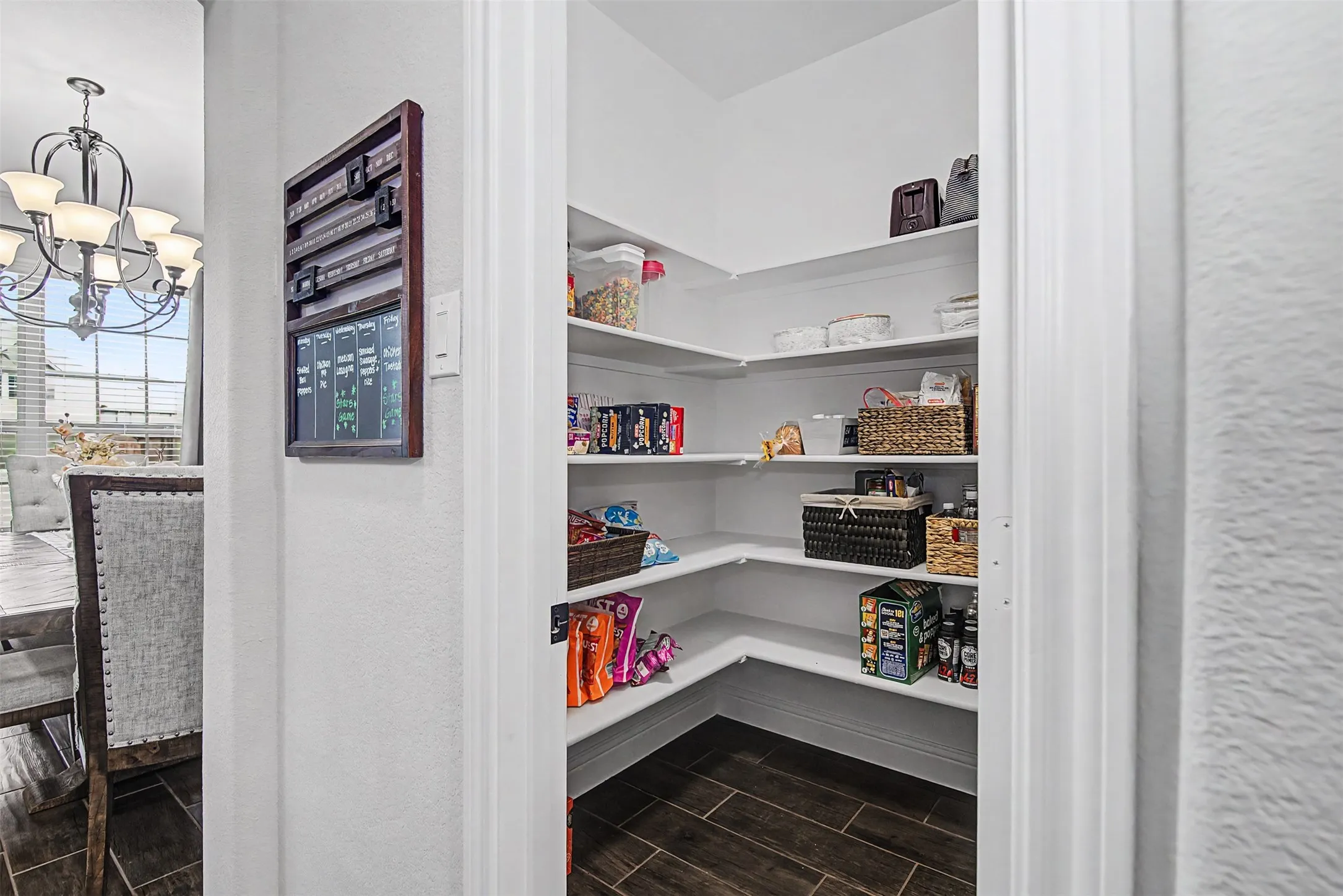 Single Family Residence For Sale in Johnson County , 1025 Whitetail Court, Joshua, Texas 76058, 4 Bedroom, 4 Bathroom, 2 Garage spaces, 3,472 Sqft, built in 2020, mls#21385467, Real Estate Agent in Joshua, Homes For Sale in Johnson county, Homes For Sale in Joshua, Realtor in Joshua Texas, Real Estate Brokerage Independent Realty Texas, Luminita Cordes Realtor
