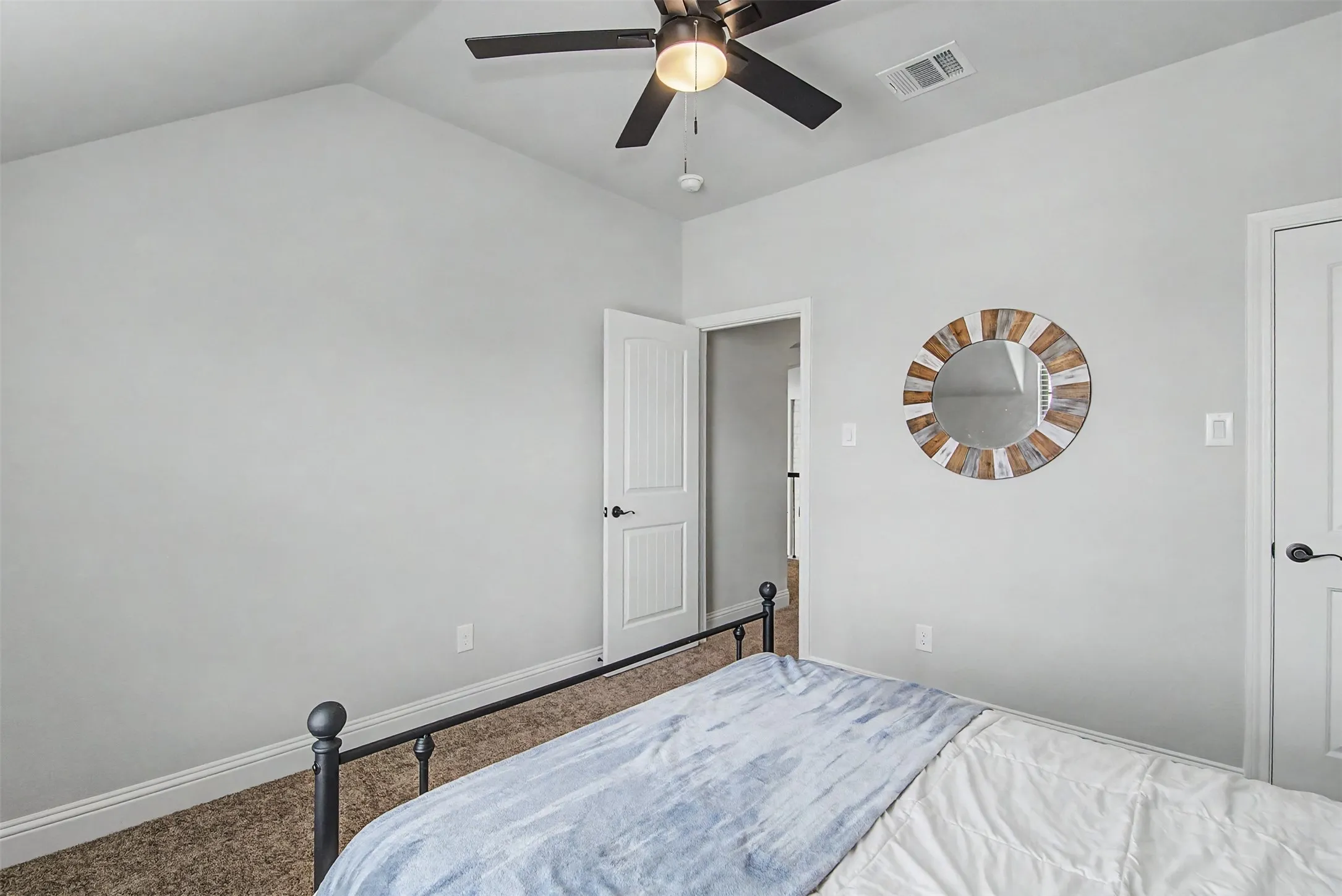Single Family Residence For Sale in Johnson County , 1025 Whitetail Court, Joshua, Texas 76058, 4 Bedroom, 4 Bathroom, 2 Garage spaces, 3,472 Sqft, built in 2020, mls#21385467, Real Estate Agent in Joshua, Homes For Sale in Johnson county, Homes For Sale in Joshua, Realtor in Joshua Texas, Real Estate Brokerage Independent Realty Texas, Luminita Cordes Realtor
