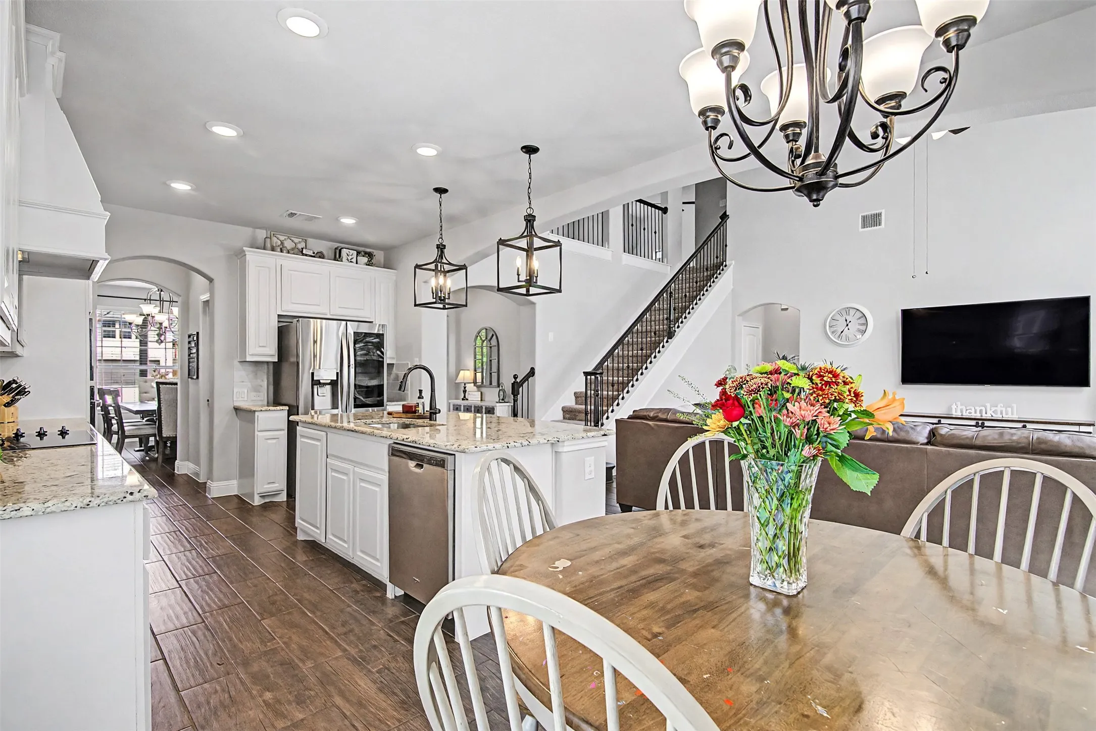 Single Family Residence For Sale in Johnson County , 1025 Whitetail Court, Joshua, Texas 76058, 4 Bedroom, 4 Bathroom, 2 Garage spaces, 3,472 Sqft, built in 2020, mls#21385467, Real Estate Agent in Joshua, Homes For Sale in Johnson county, Homes For Sale in Joshua, Realtor in Joshua Texas, Real Estate Brokerage Independent Realty Texas, Luminita Cordes Realtor