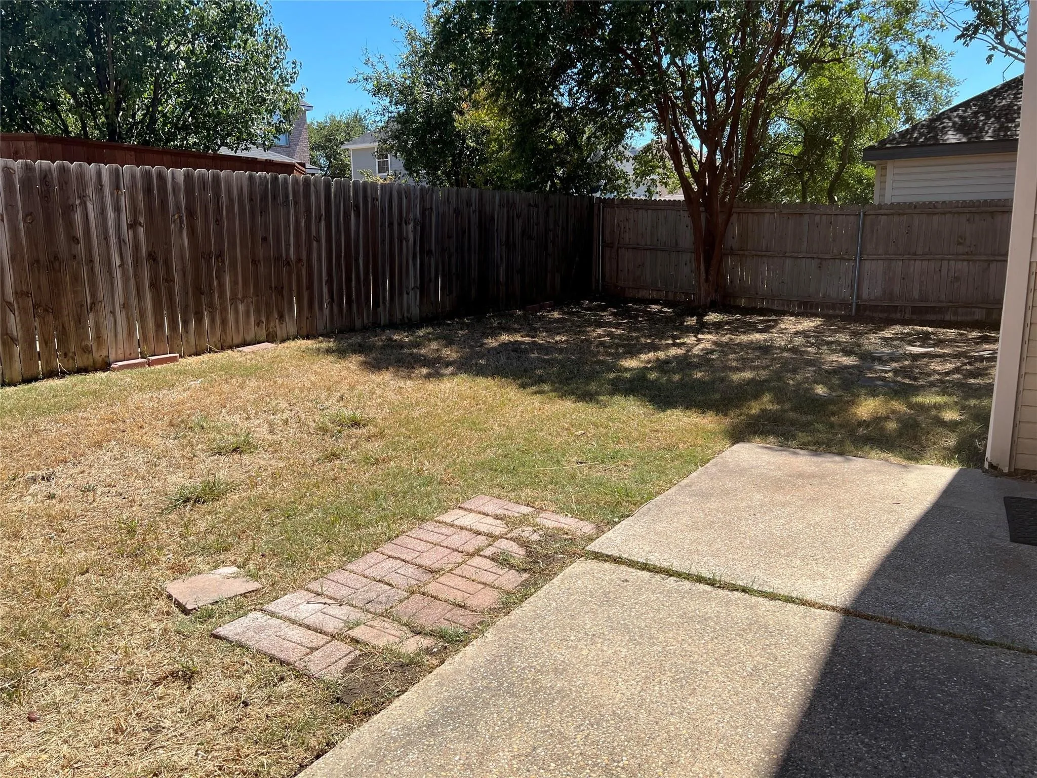 Single Family Residence For Rent in Denton County , 3116 Renaissance Drive, Dallas, Texas 75287, 3 Bedroom, 3 Bathroom, 2 Garage spaces, 1,734 Sqft, built in 1986, mls#21391257, Real Estate Agent in Dallas, Homes For Rent in Denton county, Homes For Rent in Dallas, Realtor in Dallas Texas, Real Estate Brokerage Independent Realty Texas, Luminita Cordes Realtor