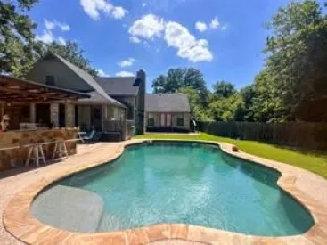 Sparkling Pool