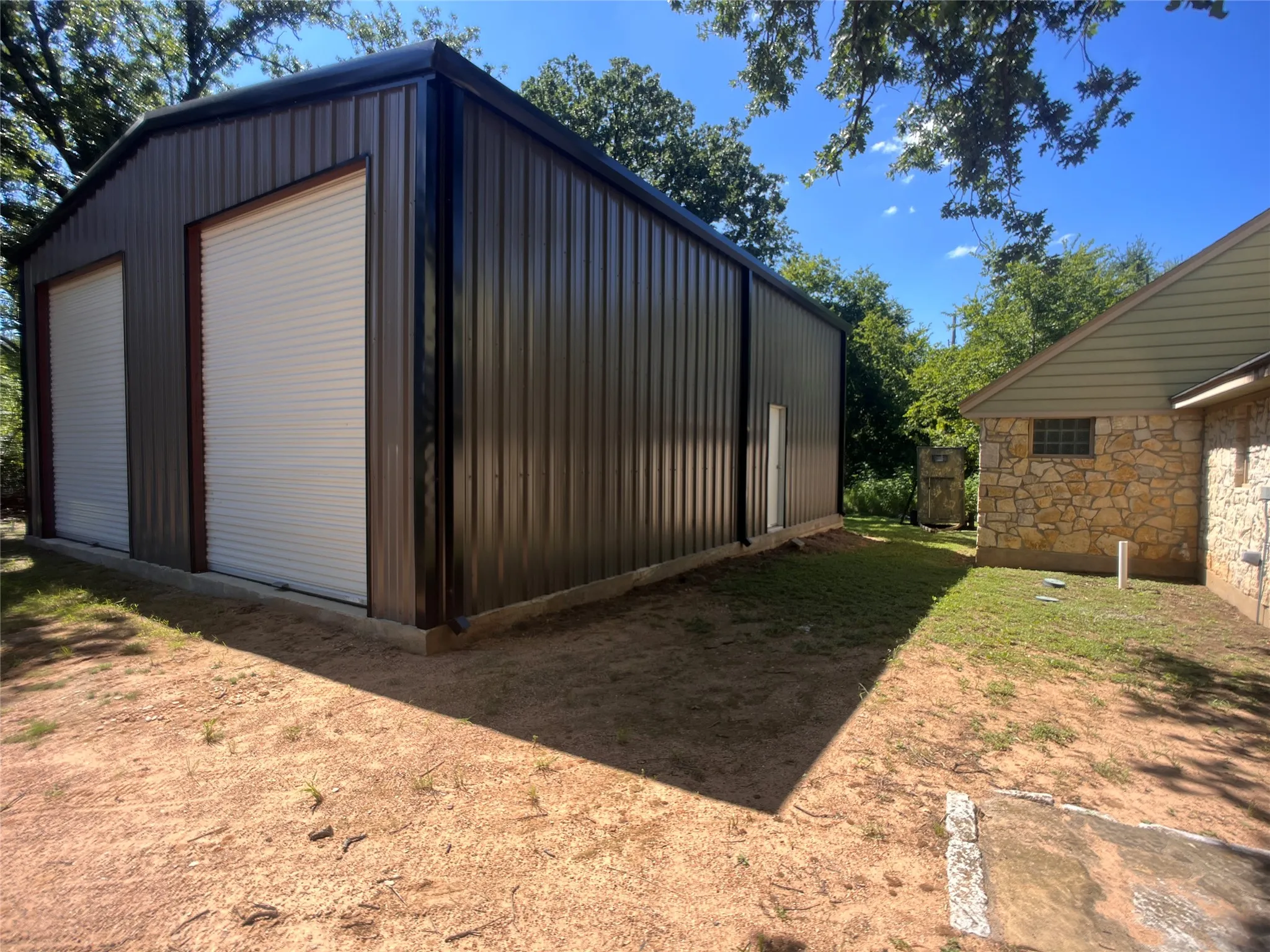 40 x 30 x 15 shop