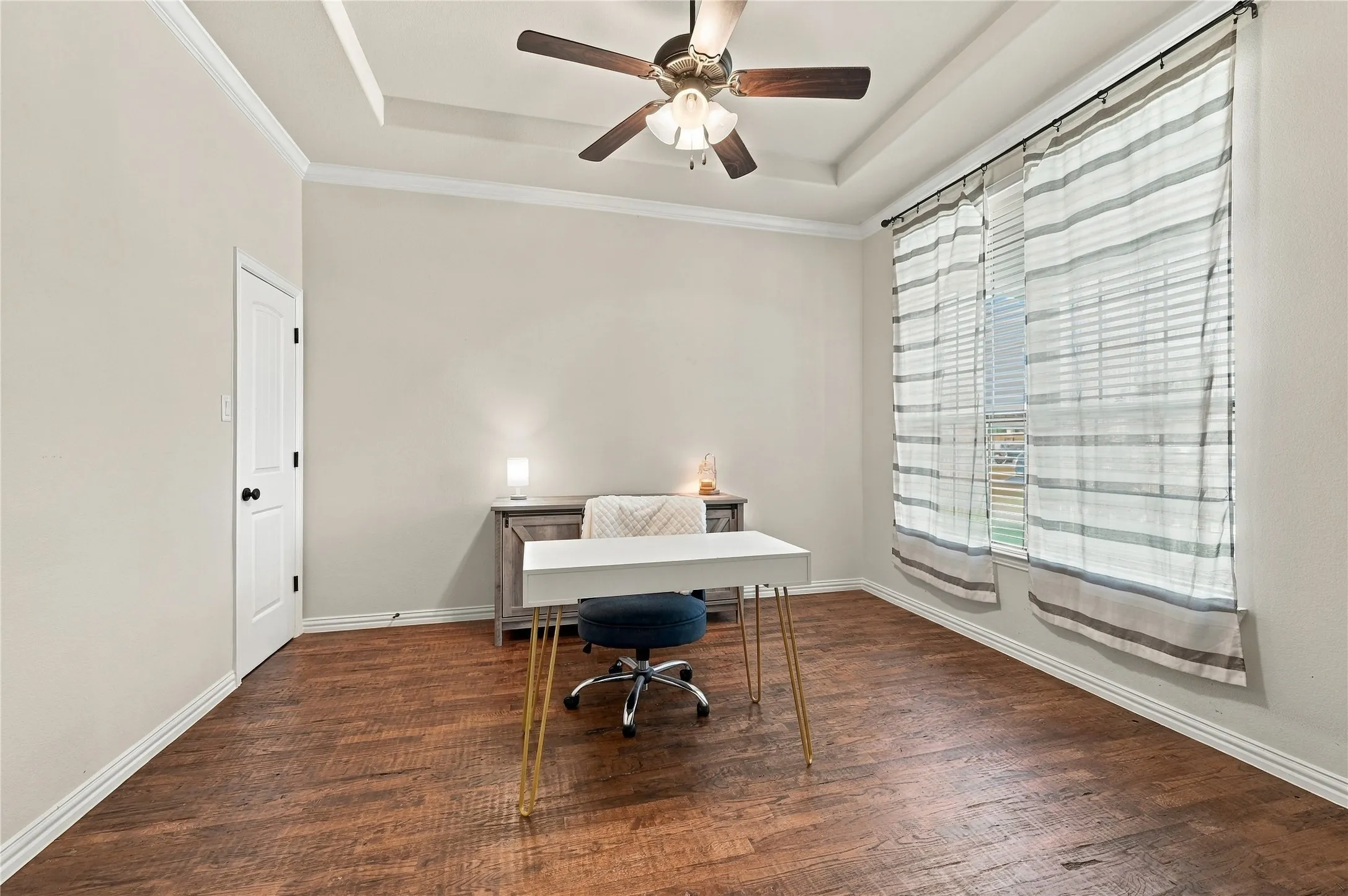 Office or could be used as a dining room