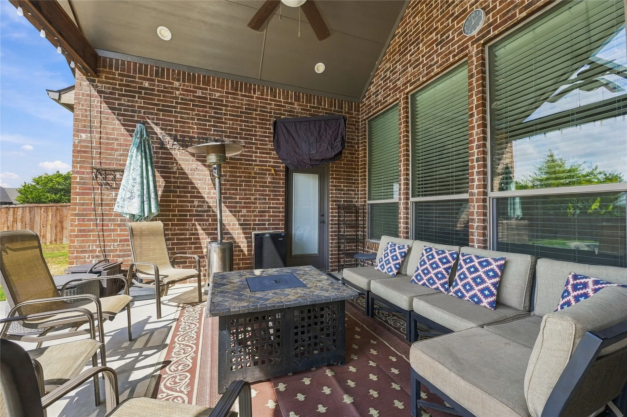 Covered patio with lots of room for seating