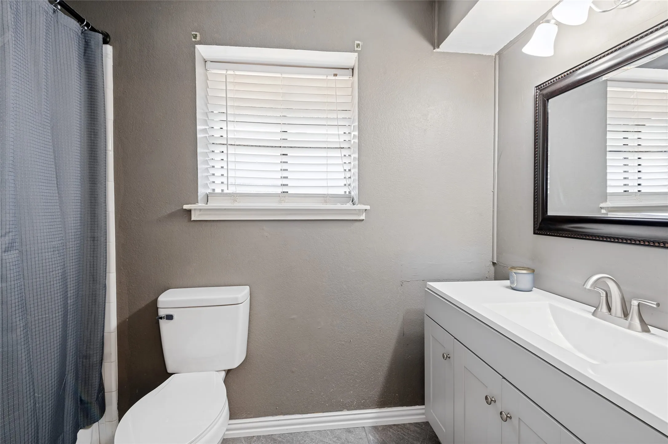 Single Family Residence For Sale in Tarrant County , 500 Bayberry Lane, Euless, Texas 76039, 3 Bedroom, 2 Bathroom, 2 Garage spaces, 1,270 Sqft, built in 1984, mls#21398979, Real Estate Agent in Euless, Homes For Sale in Tarrant county, Homes For Sale in Euless, Realtor in Euless Texas, Real Estate Brokerage Independent Realty Texas, Luminita Cordes Realtor