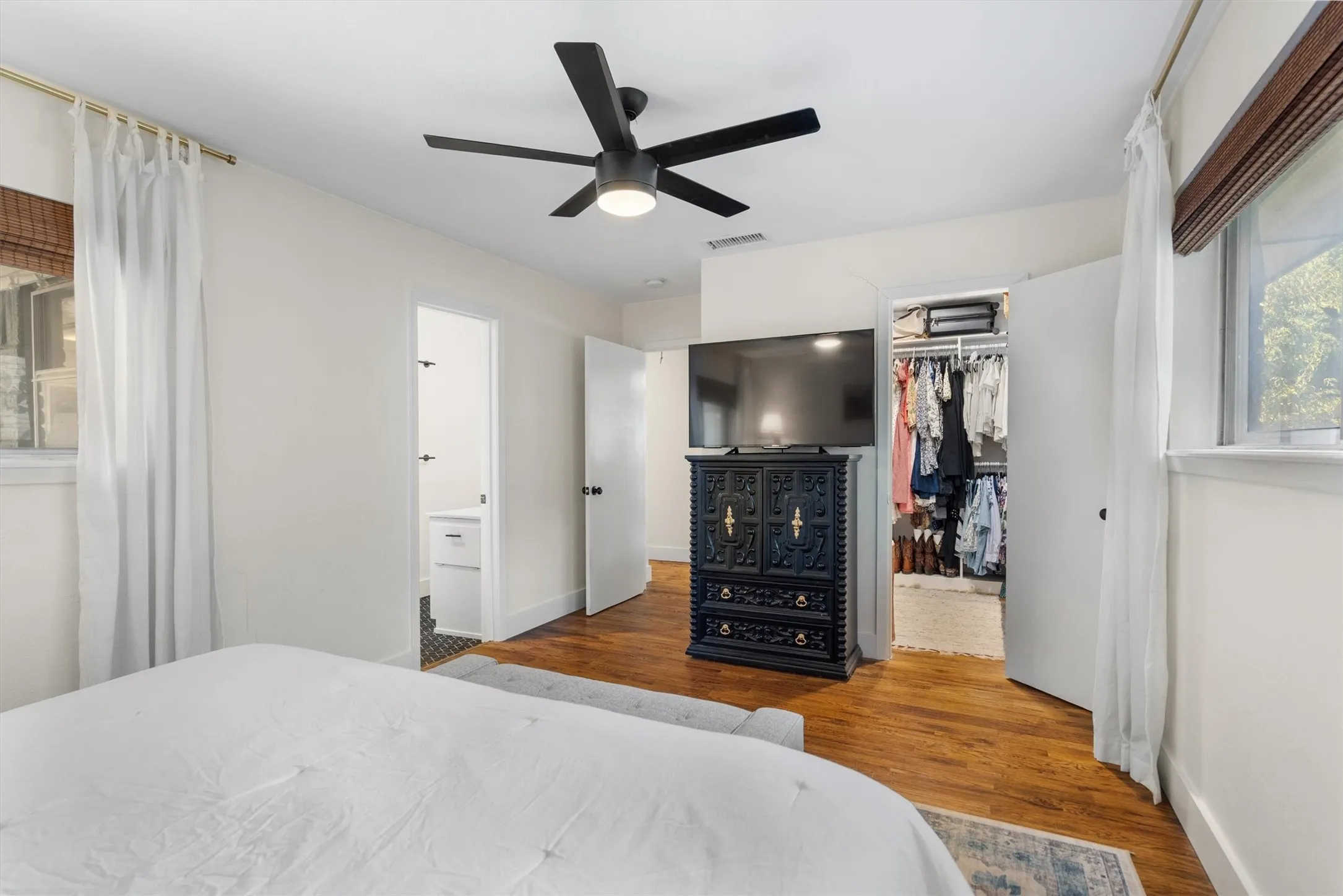 Primary Bed