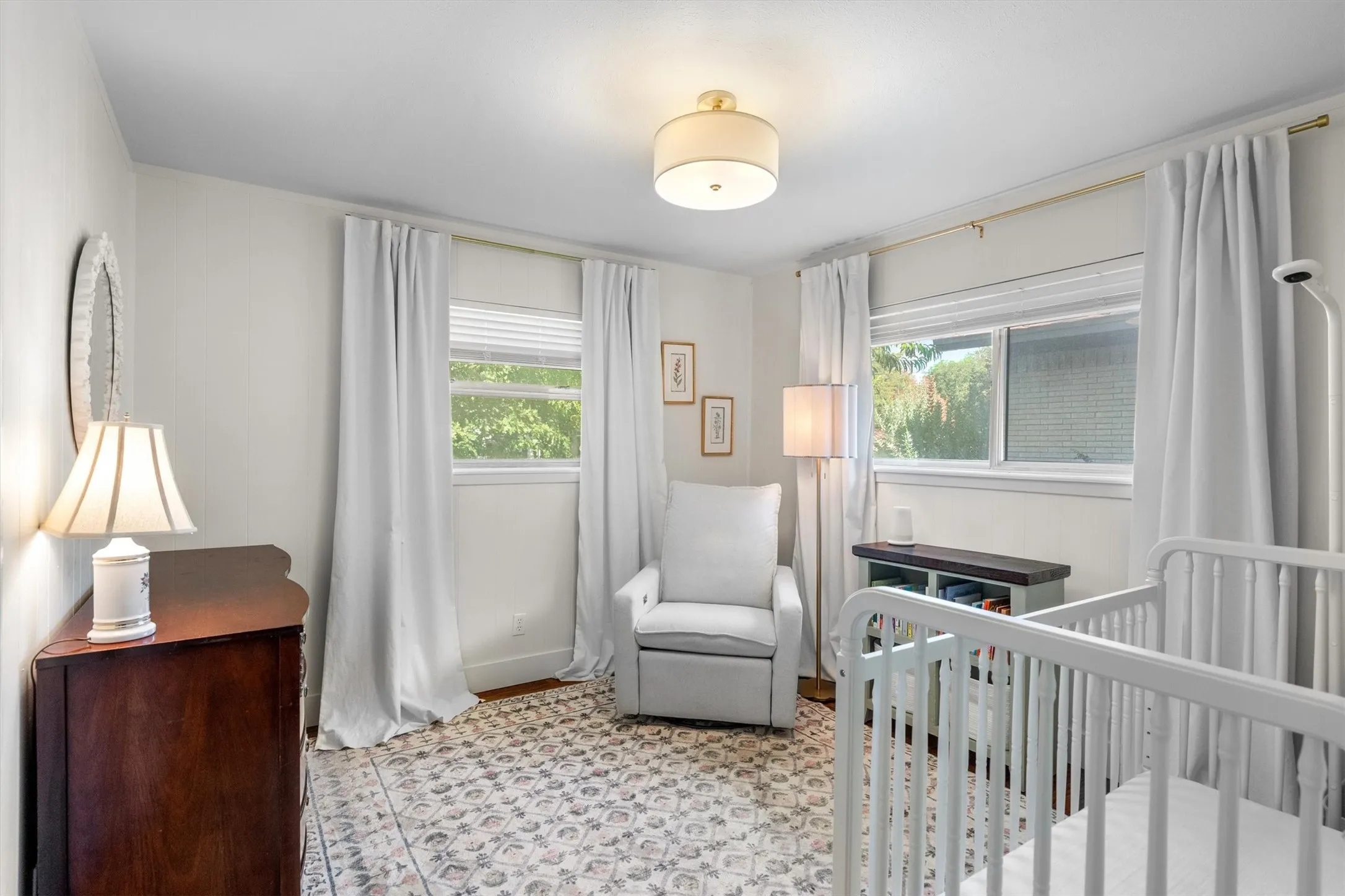 Second bedroom