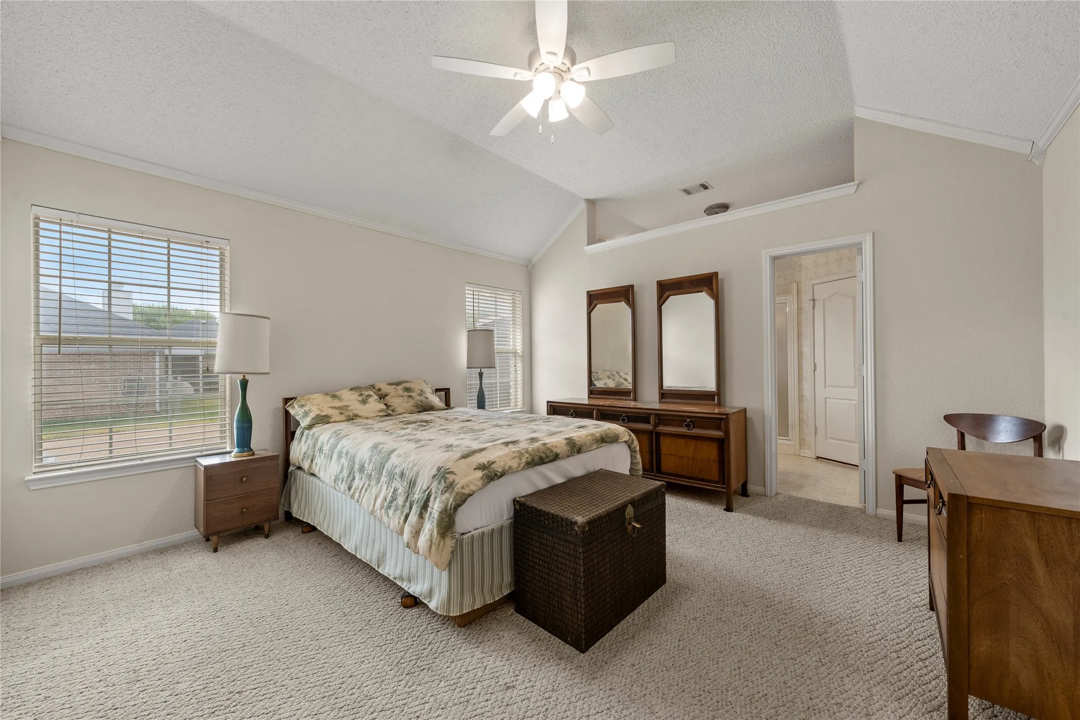 Single Family Residence For Sale in Mc Lennan County , 531 Karen Drive, Robinson, Texas 76706, 4 Bedroom, 2 Bathroom, 2 Garage spaces, 1,595 Sqft, built in 2001, mls#21400593, Real Estate Agent in Robinson, Homes For Sale in Mc Lennan county, Homes For Sale in Robinson, Realtor in Robinson Texas, Real Estate Brokerage Independent Realty Texas, Luminita Cordes Realtor