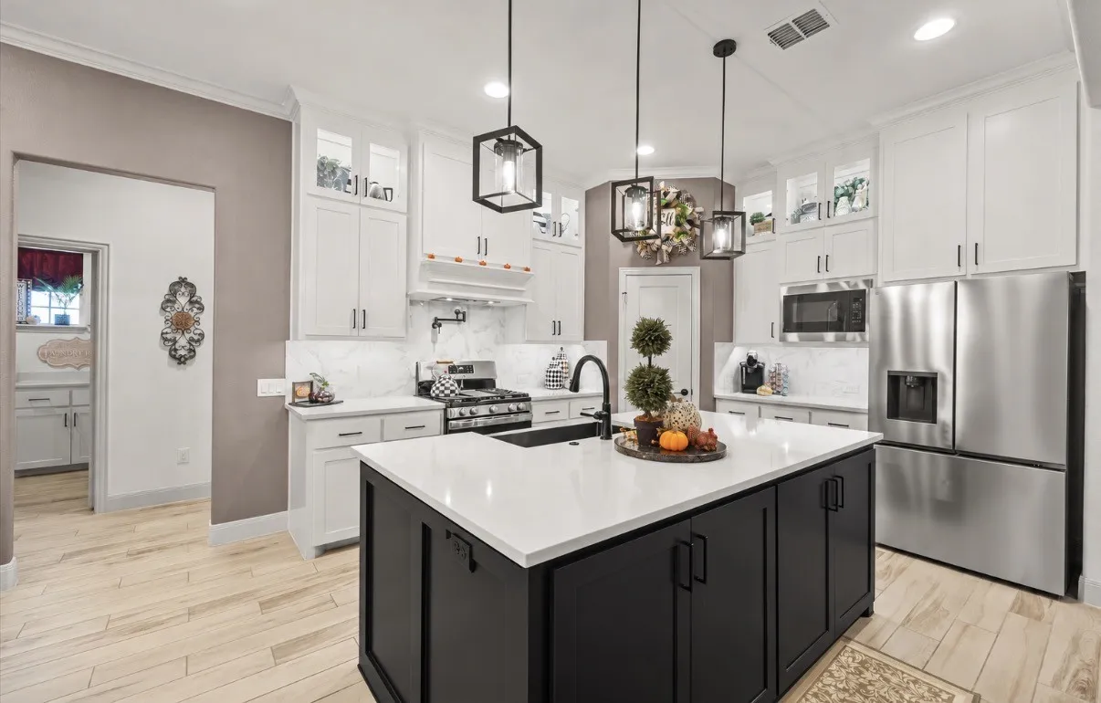 Single Family Residence For Sale in Hunt County , 5015 Fox Trot Lane, Caddo Mills, Texas 75135, 4 Bedroom, 3 Bathroom, 2 Garage spaces, 2,322 Sqft, built in 2022, mls#21400650, Real Estate Agent in Caddo Mills, Homes For Sale in Hunt county, Homes For Sale in Caddo Mills, Realtor in Caddo Mills Texas, Real Estate Brokerage Independent Realty Texas, Luminita Cordes Realtor