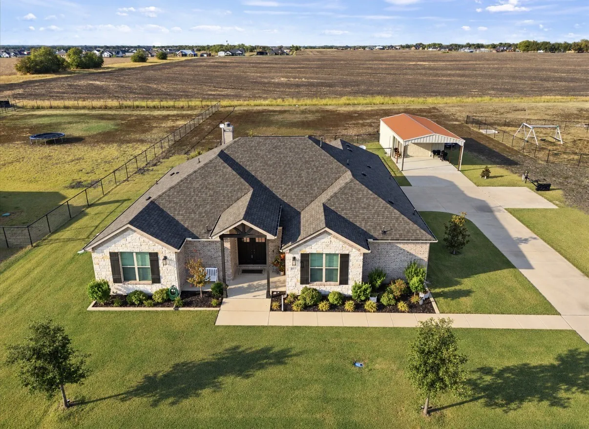 Single Family Residence For Sale in Hunt County , 5015 Fox Trot Lane, Caddo Mills, Texas 75135, 4 Bedroom, 3 Bathroom, 2 Garage spaces, 2,322 Sqft, built in 2022, mls#21400650, Real Estate Agent in Caddo Mills, Homes For Sale in Hunt county, Homes For Sale in Caddo Mills, Realtor in Caddo Mills Texas, Real Estate Brokerage Independent Realty Texas, Luminita Cordes Realtor