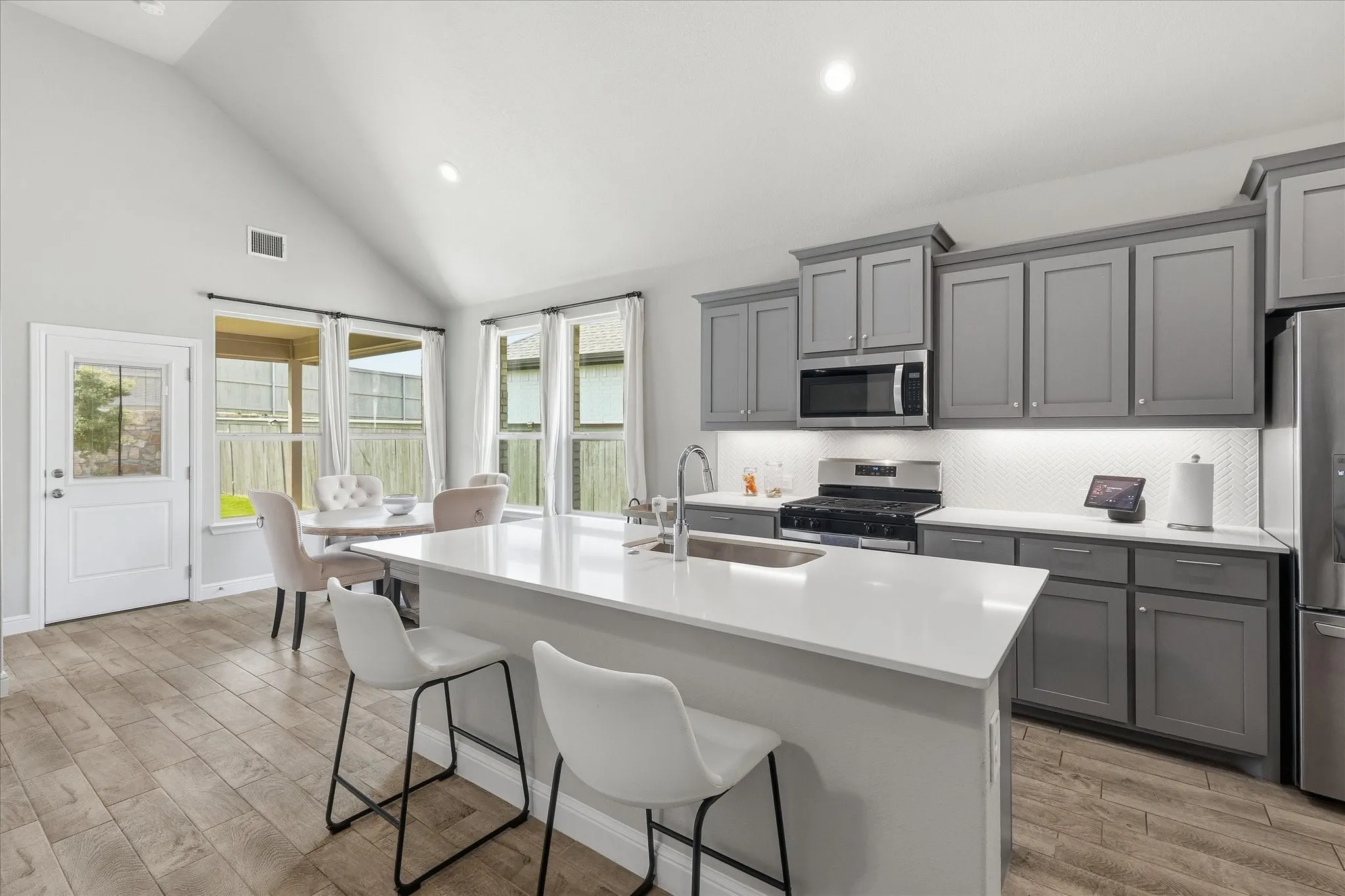 Single Family Residence For Sale in Denton County , 1212 Trailblazer Way, Northlake, Texas 76247, 4 Bedroom, 2 Bathroom, 2 Garage spaces, 1,809 Sqft, built in 2023, mls#21398913, Real Estate Agent in Northlake, Homes For Sale in Denton county, Homes For Sale in Northlake, Realtor in Northlake Texas, Real Estate Brokerage Independent Realty Texas, Luminita Cordes Realtor