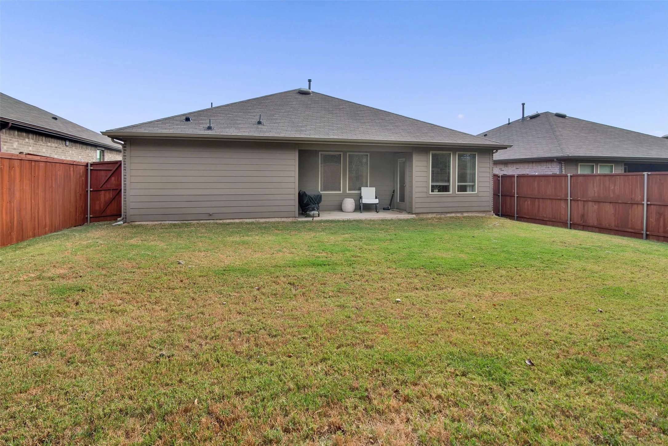 Single Family Residence For Sale in Grayson County , 2328 Burleson Road, Sherman, Texas 75090, 3 Bedroom, 2 Bathroom, 2 Garage spaces, 1,290 Sqft, built in 2024, mls#21399341, Real Estate Agent in Sherman, Homes For Sale in Grayson county, Homes For Sale in Sherman, Realtor in Sherman Texas, Real Estate Brokerage Independent Realty Texas, Luminita Cordes Realtor