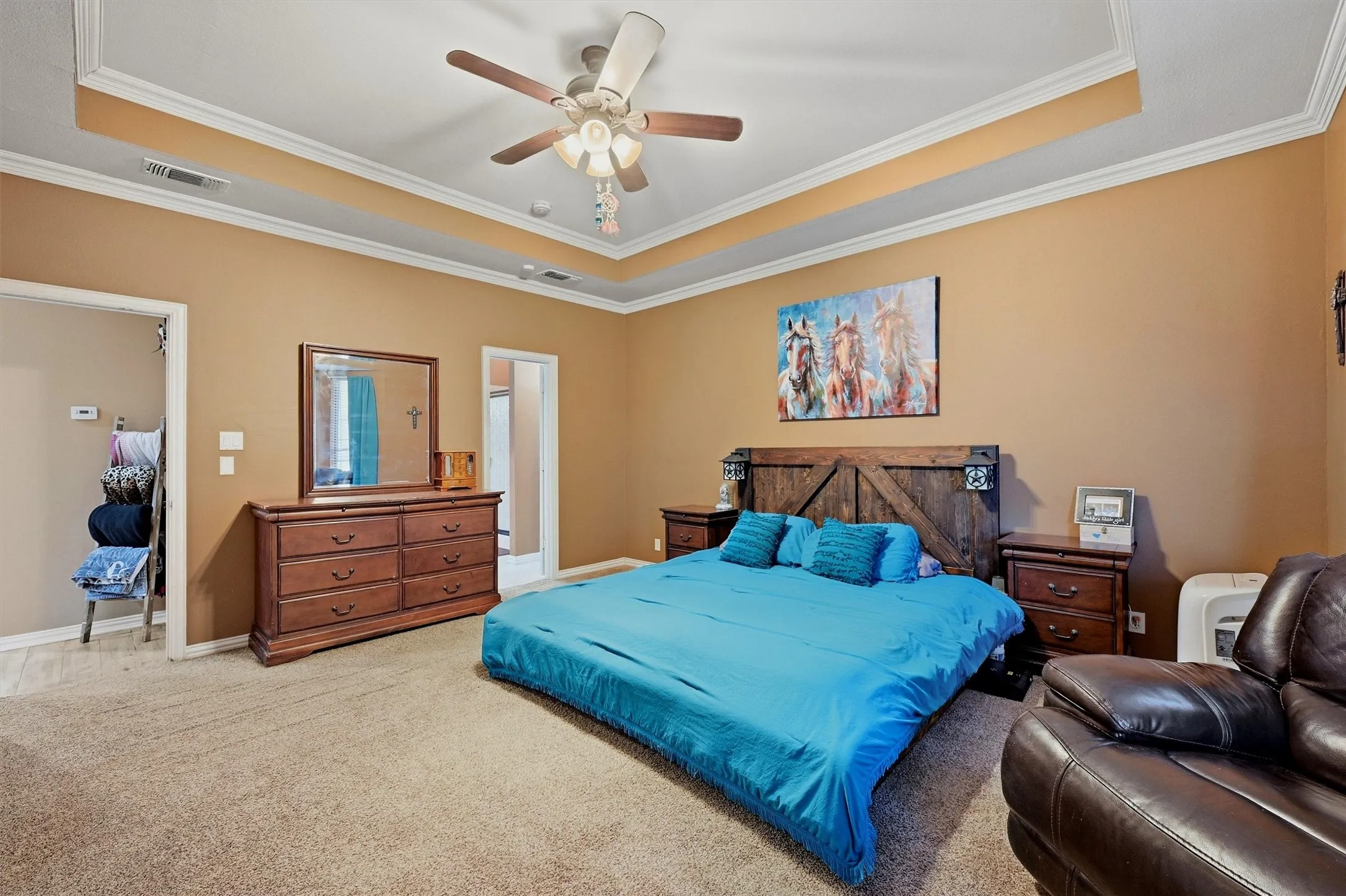 Single Family Residence For Sale in Grayson County , 118 Ginger Drive, Pottsboro, Texas 75076, 4 Bedroom, 2 Bathroom, 2 Garage spaces, 2,301 Sqft, built in 1999, mls#21399104, Real Estate Agent in Pottsboro, Homes For Sale in Grayson county, Homes For Sale in Pottsboro, Realtor in Pottsboro Texas, Real Estate Brokerage Independent Realty Texas, Luminita Cordes Realtor