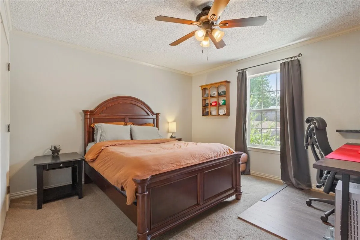Single Family Residence For Sale in Mc Lennan County , 435 ELMWOOD Road, Woodway, Texas 76712, 4 Bedroom, 3 Bathroom, 2 Garage spaces, 3,178 Sqft, built in 1976, mls#21399468, Real Estate Agent in Woodway, Homes For Sale in Mc Lennan county, Homes For Sale in Woodway, Realtor in Woodway Texas, Real Estate Brokerage Independent Realty Texas, Luminita Cordes Realtor