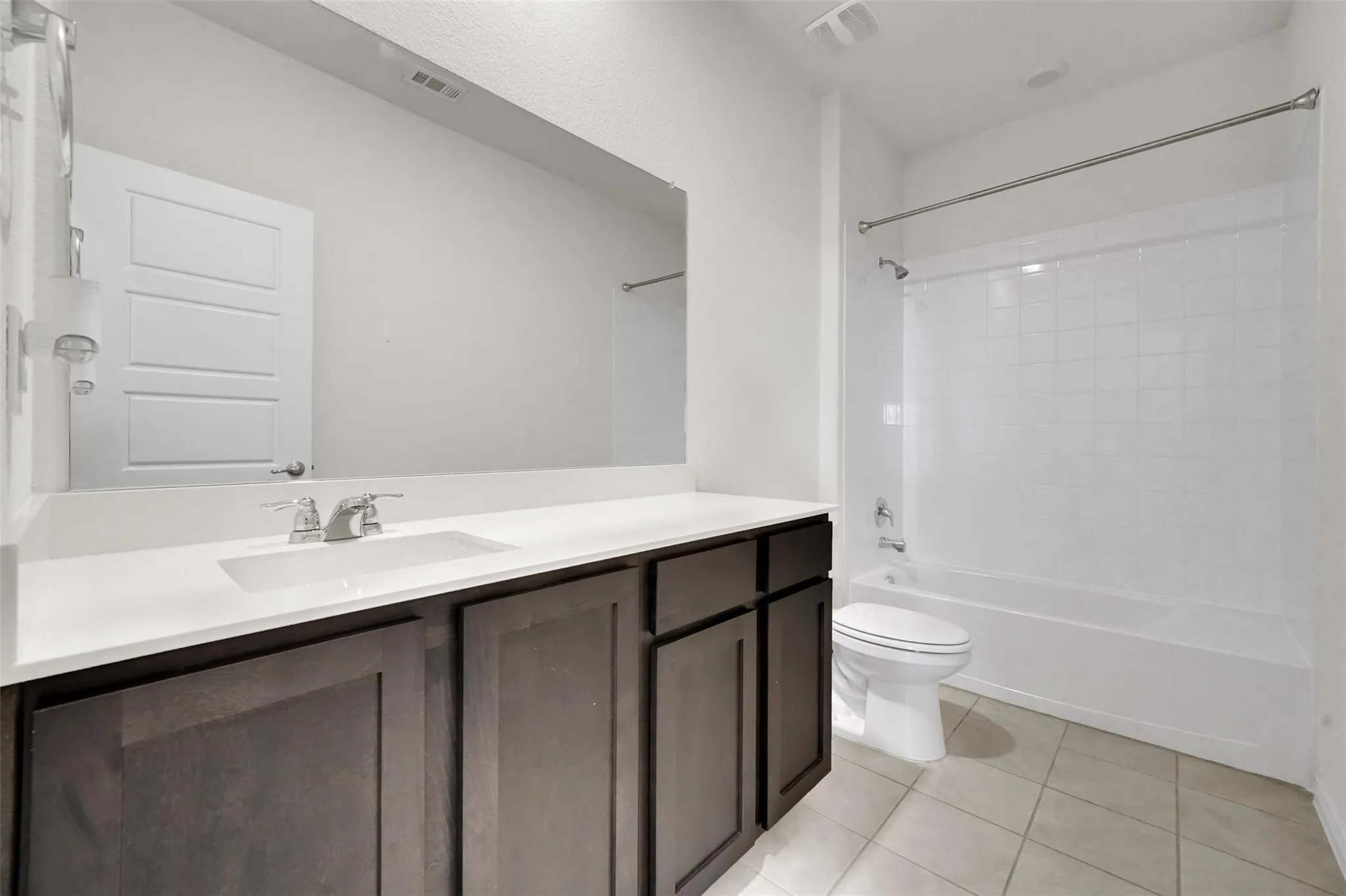 Single Family Residence For Rent in Rockwall County , 484 Declaration Way, Fate, Texas 75189, 4 Bedroom, 2 Bathroom, 2 Garage spaces, 2,161 Sqft, built in 2021, mls#21399555, Real Estate Agent in Fate, Homes For Rent in Rockwall county, Homes For Rent in Fate, Realtor in Fate Texas, Real Estate Brokerage Independent Realty Texas, Luminita Cordes Realtor
