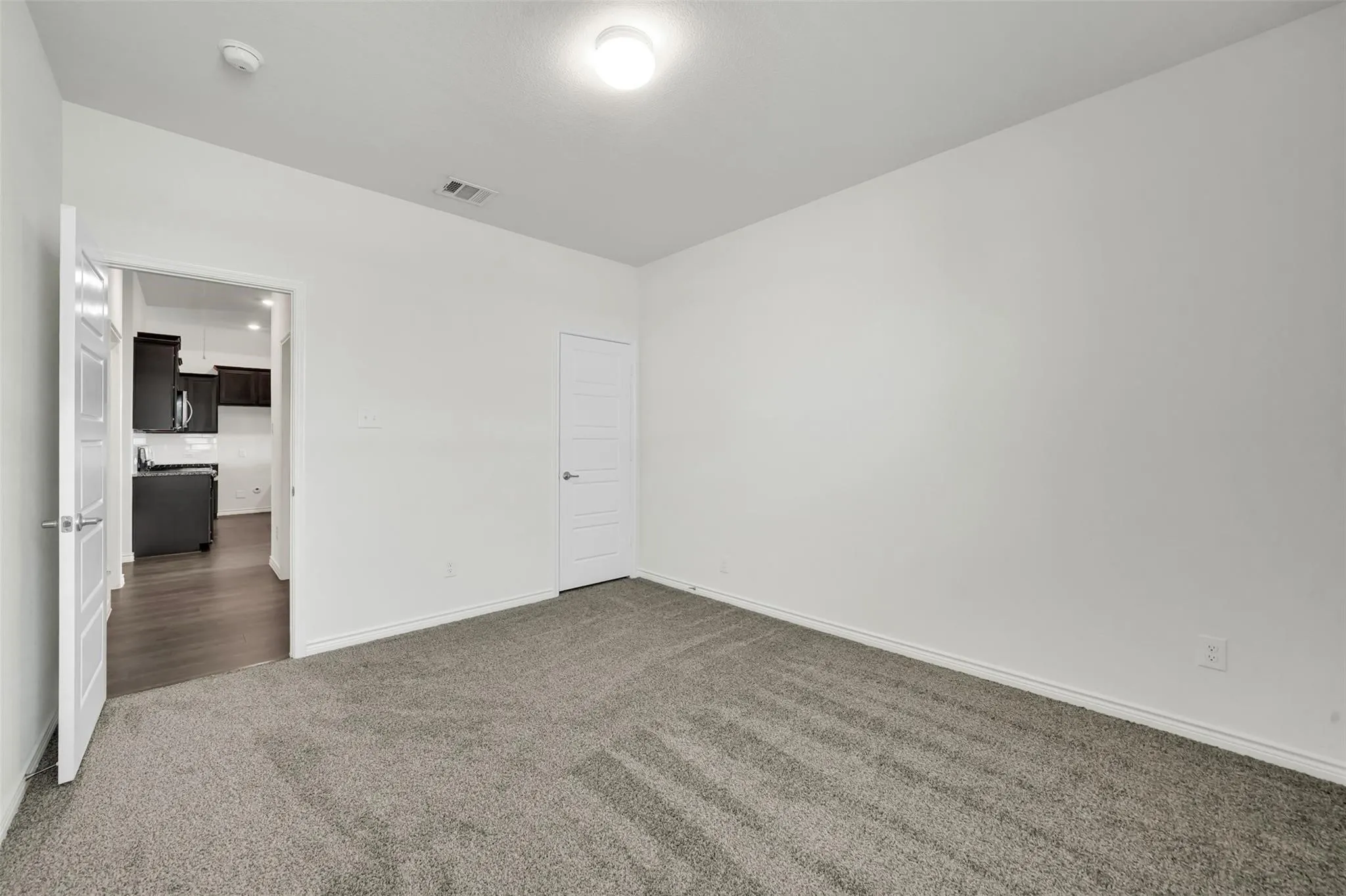 Single Family Residence For Rent in Rockwall County , 484 Declaration Way, Fate, Texas 75189, 4 Bedroom, 2 Bathroom, 2 Garage spaces, 2,161 Sqft, built in 2021, mls#21399555, Real Estate Agent in Fate, Homes For Rent in Rockwall county, Homes For Rent in Fate, Realtor in Fate Texas, Real Estate Brokerage Independent Realty Texas, Luminita Cordes Realtor
