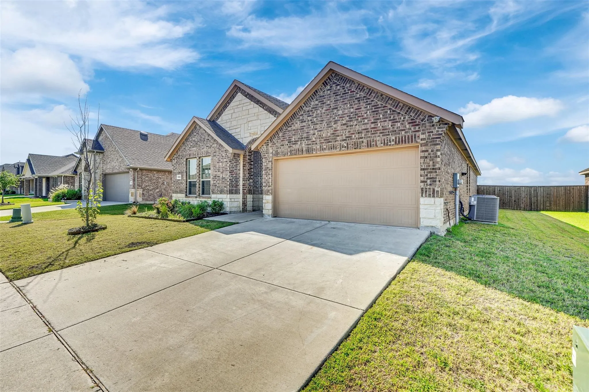 Single Family Residence For Rent in Rockwall County , 484 Declaration Way, Fate, Texas 75189, 4 Bedroom, 2 Bathroom, 2 Garage spaces, 2,161 Sqft, built in 2021, mls#21399555, Real Estate Agent in Fate, Homes For Rent in Rockwall county, Homes For Rent in Fate, Realtor in Fate Texas, Real Estate Brokerage Independent Realty Texas, Luminita Cordes Realtor