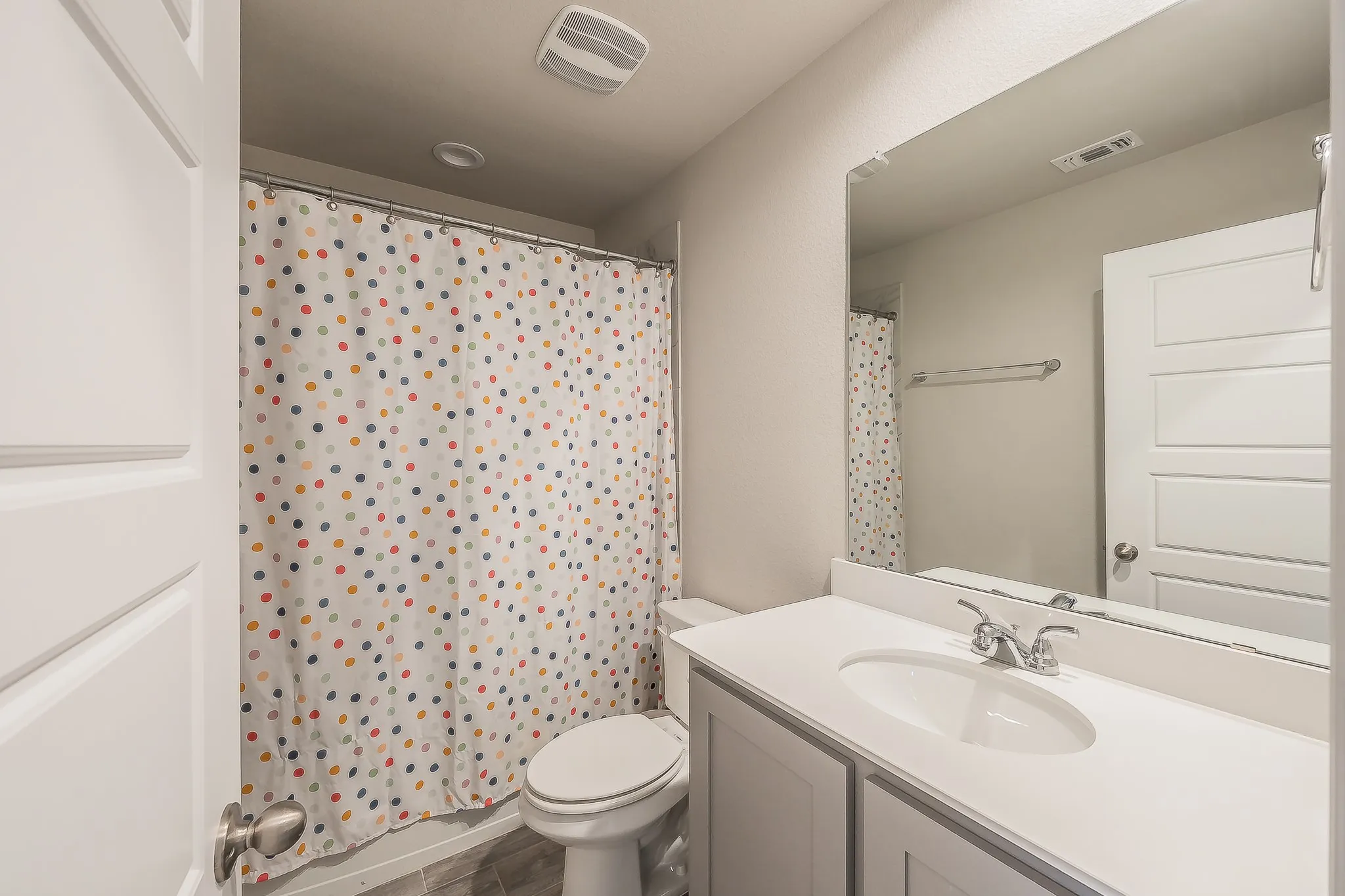 Townhouse For Rent in Tarrant County , 5984 Bursey Road, Watauga, Texas 76148, 3 Bedroom, 3 Bathroom, 2 Garage spaces, 1,801 Sqft, built in 2023, mls#21399749, Real Estate Agent in Watauga, Homes For Rent in Tarrant county, Homes For Rent in Watauga, Realtor in Watauga Texas, Real Estate Brokerage Independent Realty Texas, Luminita Cordes Realtor