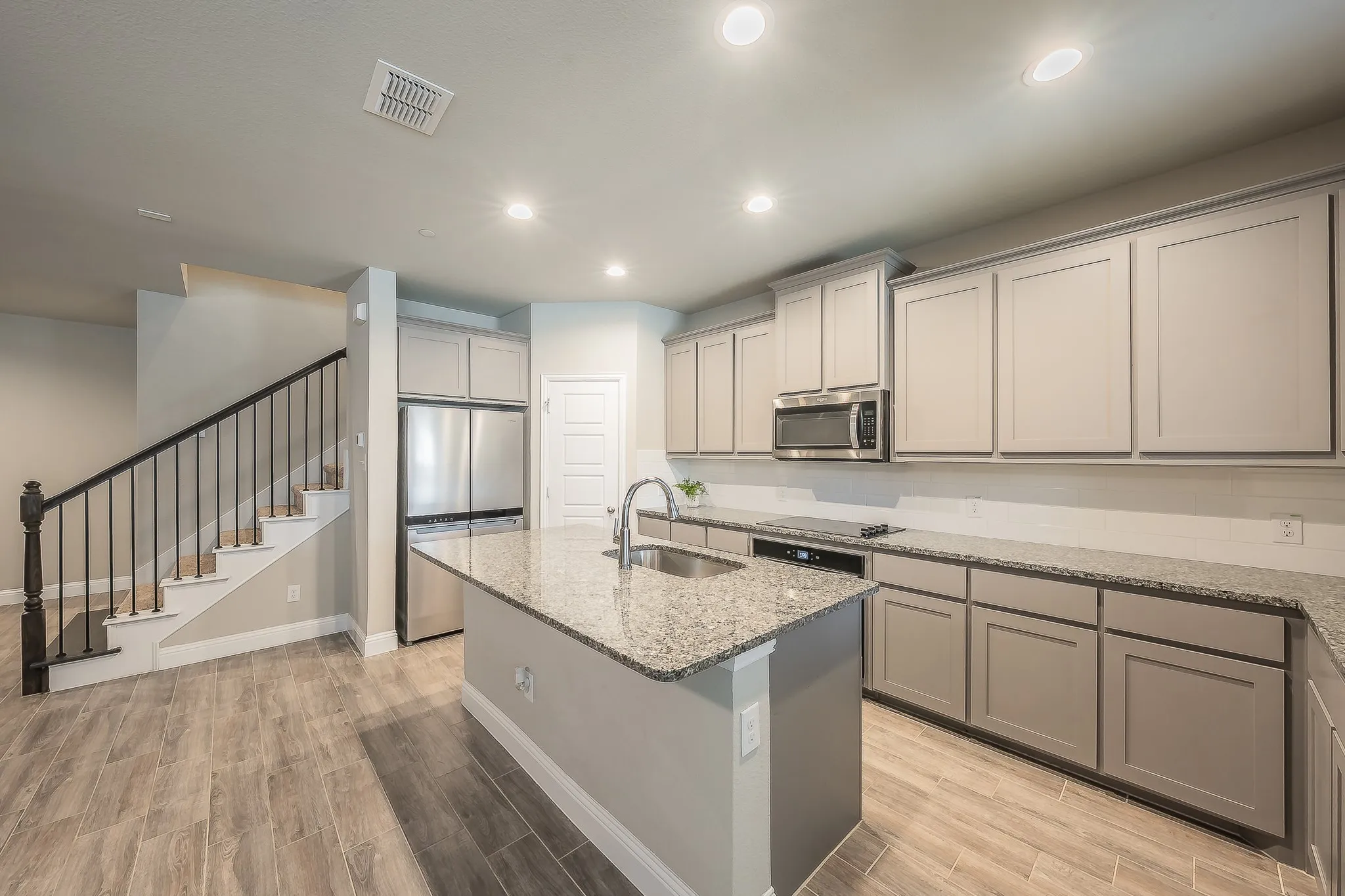 Townhouse For Rent in Tarrant County , 5984 Bursey Road, Watauga, Texas 76148, 3 Bedroom, 3 Bathroom, 2 Garage spaces, 1,801 Sqft, built in 2023, mls#21399749, Real Estate Agent in Watauga, Homes For Rent in Tarrant county, Homes For Rent in Watauga, Realtor in Watauga Texas, Real Estate Brokerage Independent Realty Texas, Luminita Cordes Realtor