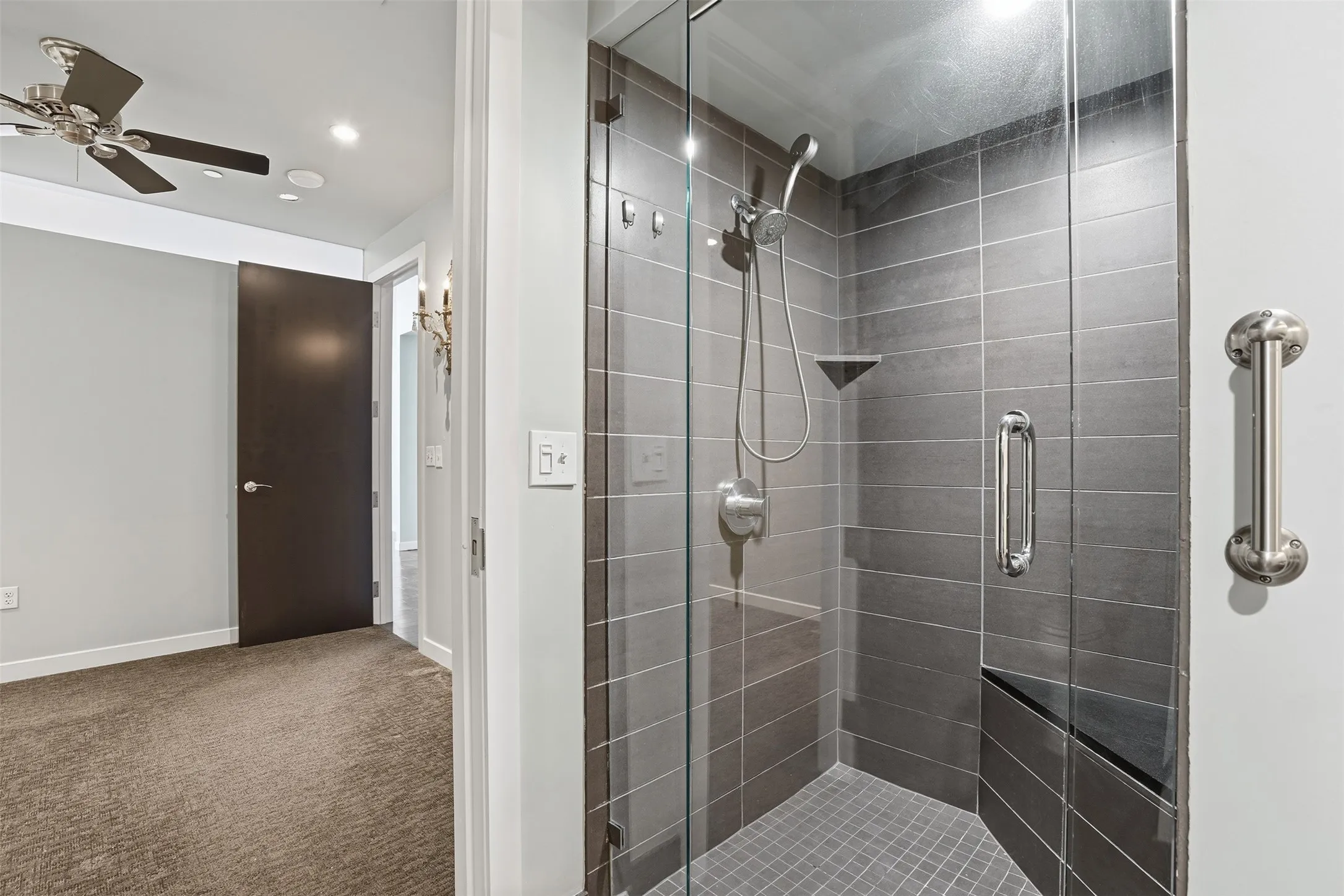 Condominium For Sale in Tarrant County , 2600 W 7th Street 2726, Fort Worth, Texas 76107, 2 Bedroom, 2 Bathroom, 2 Garage spaces, 1,263 Sqft, built in 1928, mls#21400747, Real Estate Agent in Fort Worth, Homes For Sale in Tarrant county, Homes For Sale in Fort Worth, Realtor in Fort Worth Texas, Real Estate Brokerage Independent Realty Texas, Luminita Cordes Realtor