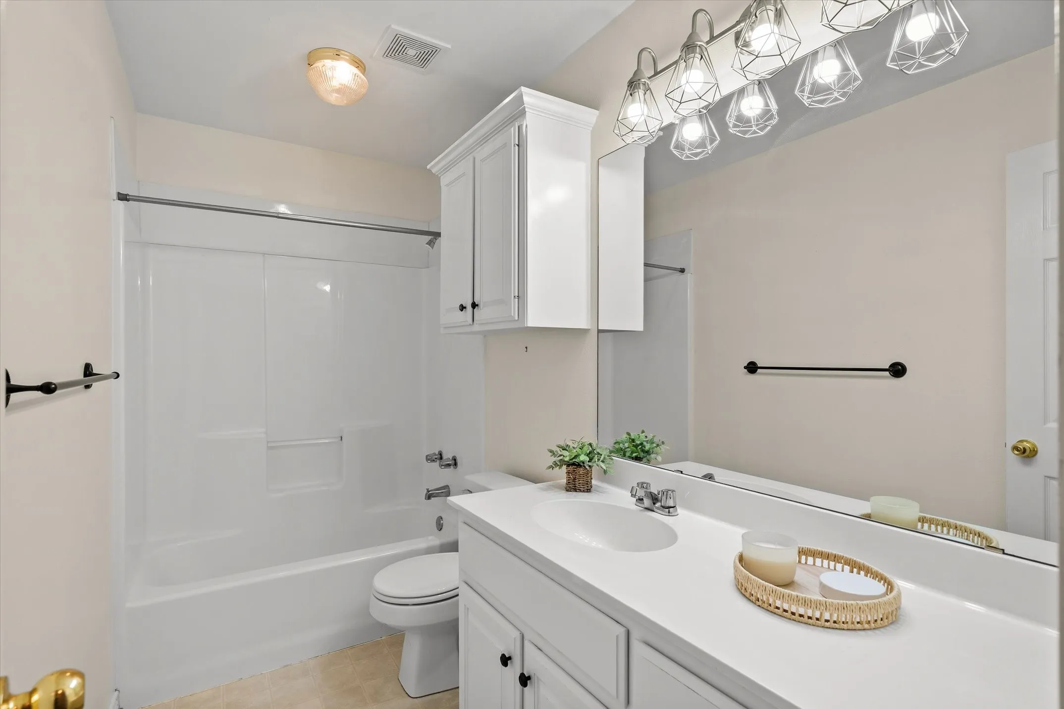 Guest Hallway bath