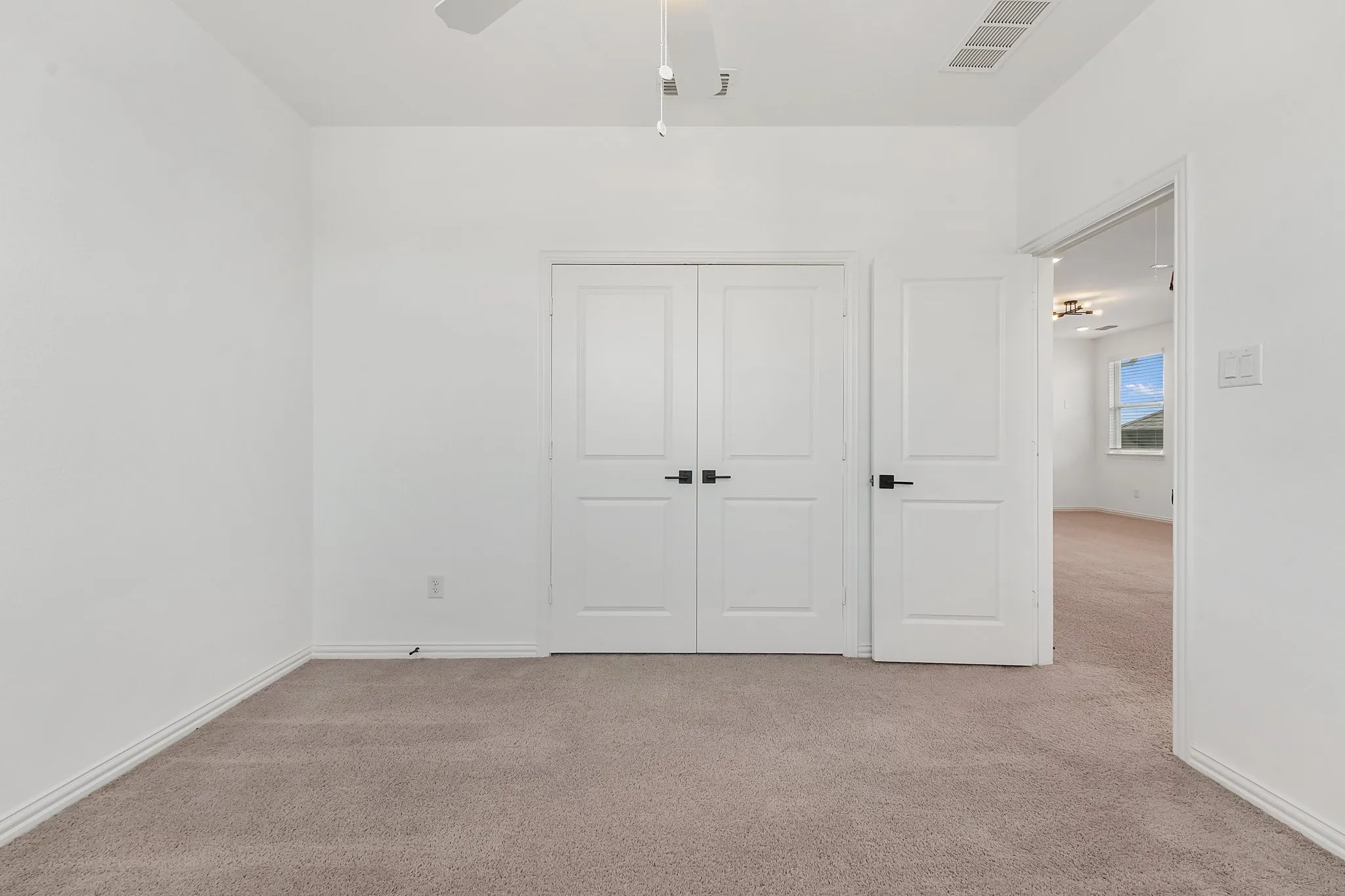 Single Family Residence For Sale in Denton County , 2313 Jack Rabbit Way, Northlake, Texas 76247, 4 Bedroom, 3 Bathroom, 2 Garage spaces, 2,388 Sqft, built in 2022, mls#21399600, Real Estate Agent in Northlake, Homes For Sale in Denton county, Homes For Sale in Northlake, Realtor in Northlake Texas, Real Estate Brokerage Independent Realty Texas, Luminita Cordes Realtor