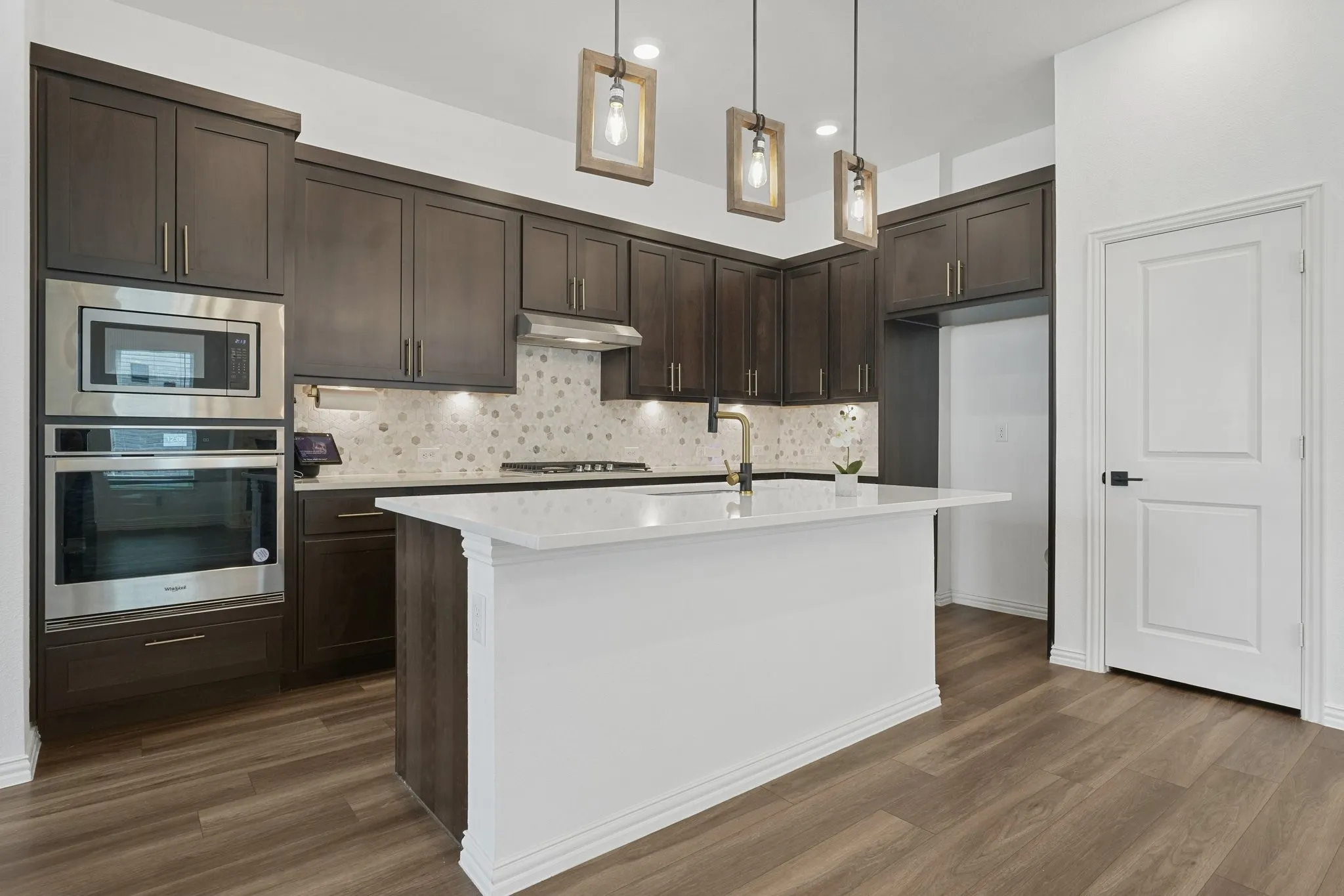 Single Family Residence For Sale in Denton County , 2313 Jack Rabbit Way, Northlake, Texas 76247, 4 Bedroom, 3 Bathroom, 2 Garage spaces, 2,388 Sqft, built in 2022, mls#21399600, Real Estate Agent in Northlake, Homes For Sale in Denton county, Homes For Sale in Northlake, Realtor in Northlake Texas, Real Estate Brokerage Independent Realty Texas, Luminita Cordes Realtor