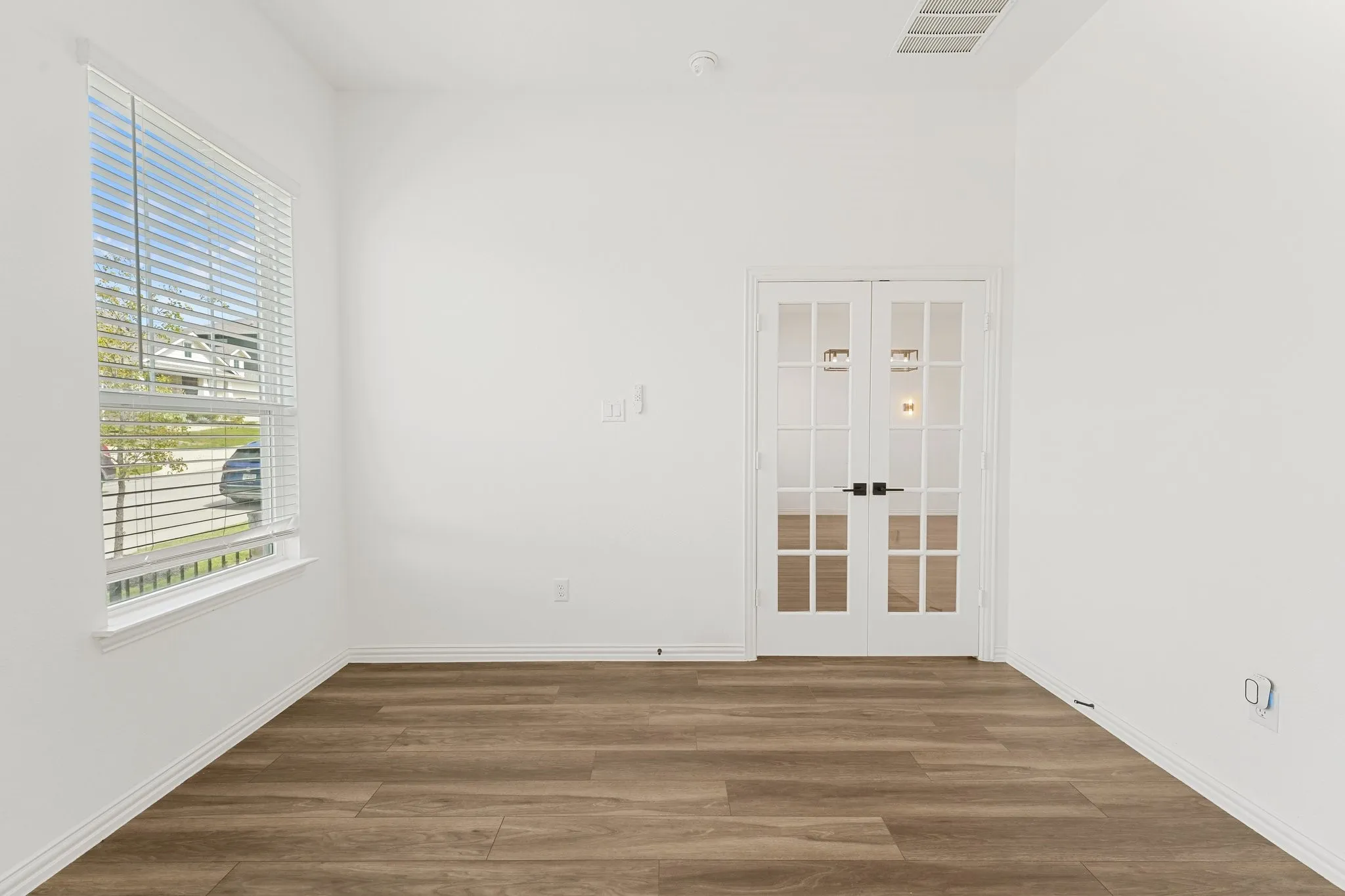 Single Family Residence For Sale in Denton County , 2313 Jack Rabbit Way, Northlake, Texas 76247, 4 Bedroom, 3 Bathroom, 2 Garage spaces, 2,388 Sqft, built in 2022, mls#21399600, Real Estate Agent in Northlake, Homes For Sale in Denton county, Homes For Sale in Northlake, Realtor in Northlake Texas, Real Estate Brokerage Independent Realty Texas, Luminita Cordes Realtor