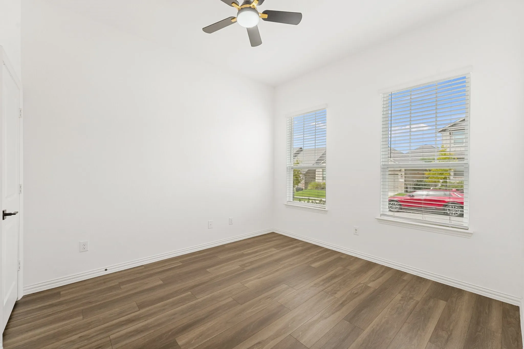 Single Family Residence For Sale in Denton County , 2313 Jack Rabbit Way, Northlake, Texas 76247, 4 Bedroom, 3 Bathroom, 2 Garage spaces, 2,388 Sqft, built in 2022, mls#21399600, Real Estate Agent in Northlake, Homes For Sale in Denton county, Homes For Sale in Northlake, Realtor in Northlake Texas, Real Estate Brokerage Independent Realty Texas, Luminita Cordes Realtor