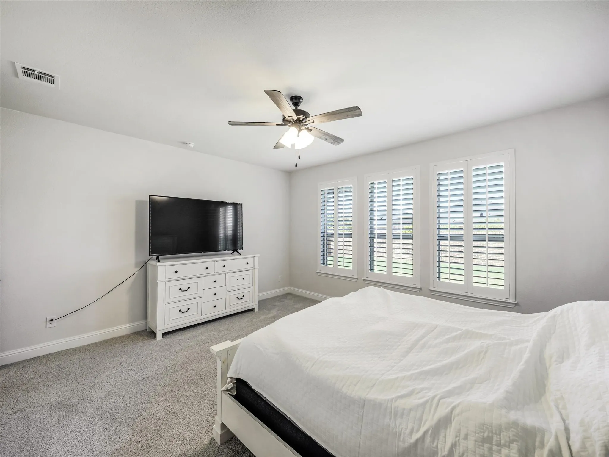 Single Family Residence For Sale in Denton County , 1708 Canals Drive, Little Elm, Texas 75068, 4 Bedroom, 3 Bathroom, 2 Garage spaces, 3,074 Sqft, built in 2024, mls#21399879, Real Estate Agent in Little Elm, Homes For Sale in Denton county, Homes For Sale in Little Elm, Realtor in Little Elm Texas, Real Estate Brokerage Independent Realty Texas, Luminita Cordes Realtor