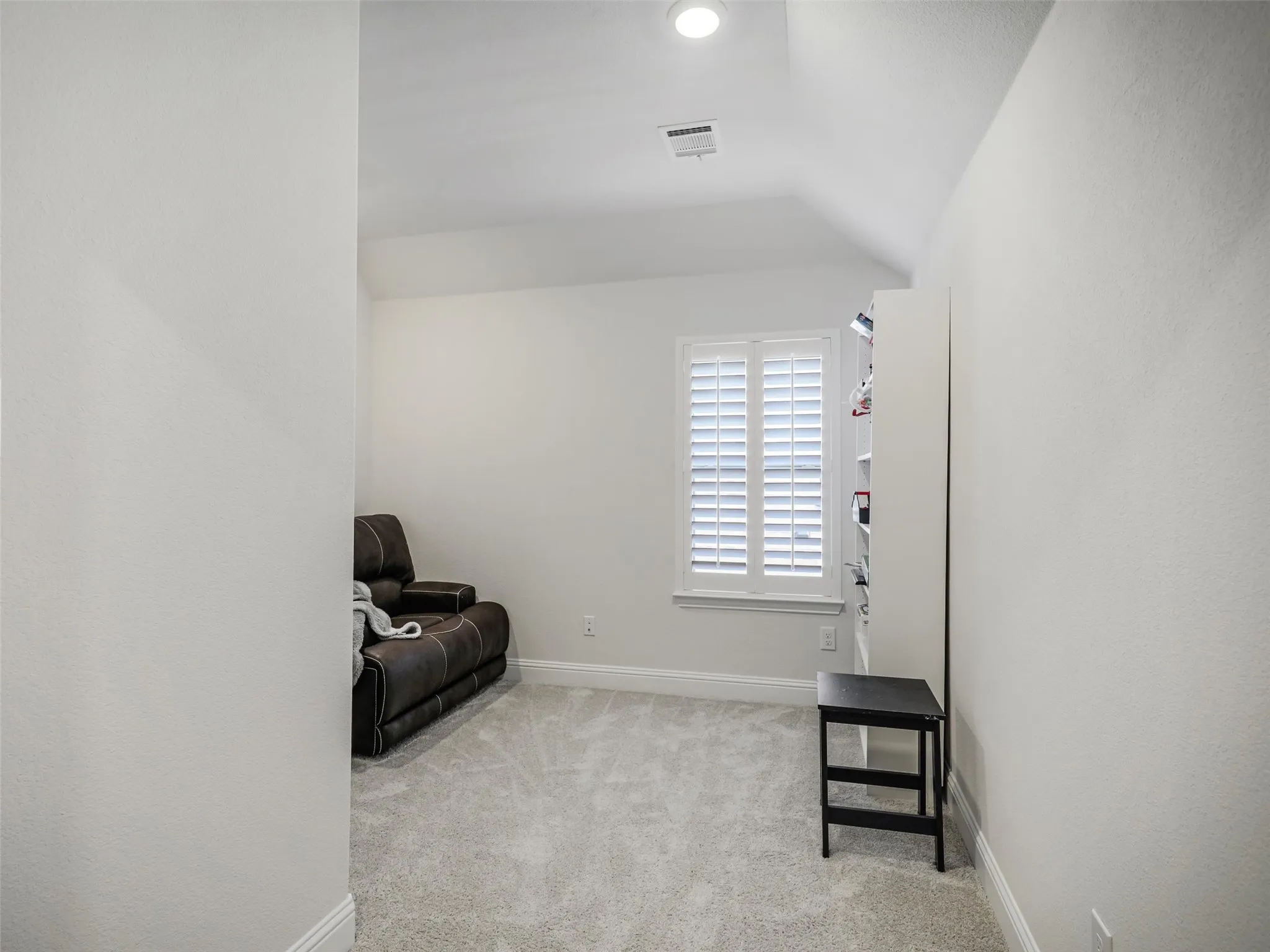 Single Family Residence For Sale in Denton County , 1708 Canals Drive, Little Elm, Texas 75068, 4 Bedroom, 3 Bathroom, 2 Garage spaces, 3,074 Sqft, built in 2024, mls#21399879, Real Estate Agent in Little Elm, Homes For Sale in Denton county, Homes For Sale in Little Elm, Realtor in Little Elm Texas, Real Estate Brokerage Independent Realty Texas, Luminita Cordes Realtor