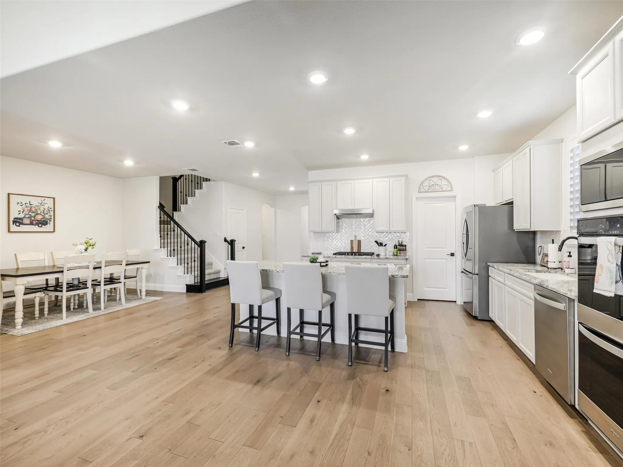 Single Family Residence For Sale in Denton County , 1708 Canals Drive, Little Elm, Texas 75068, 4 Bedroom, 3 Bathroom, 2 Garage spaces, 3,074 Sqft, built in 2024, mls#21399879, Real Estate Agent in Little Elm, Homes For Sale in Denton county, Homes For Sale in Little Elm, Realtor in Little Elm Texas, Real Estate Brokerage Independent Realty Texas, Luminita Cordes Realtor