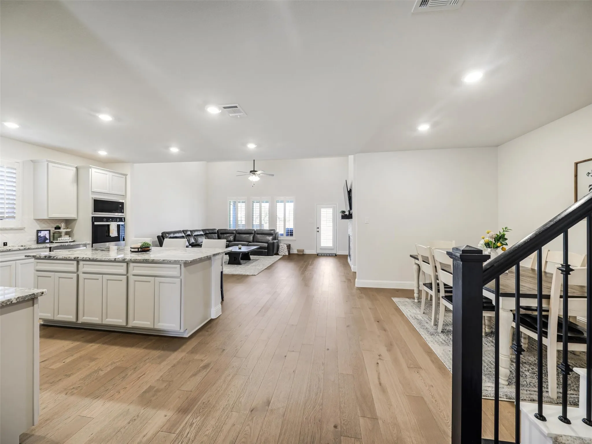 Single Family Residence For Sale in Denton County , 1708 Canals Drive, Little Elm, Texas 75068, 4 Bedroom, 3 Bathroom, 2 Garage spaces, 3,074 Sqft, built in 2024, mls#21399879, Real Estate Agent in Little Elm, Homes For Sale in Denton county, Homes For Sale in Little Elm, Realtor in Little Elm Texas, Real Estate Brokerage Independent Realty Texas, Luminita Cordes Realtor