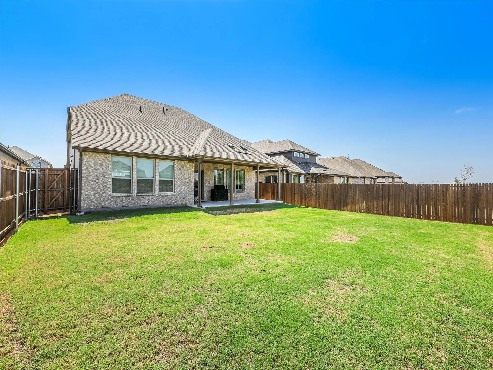 Single Family Residence For Sale in Denton County , 1708 Canals Drive, Little Elm, Texas 75068, 4 Bedroom, 3 Bathroom, 2 Garage spaces, 3,074 Sqft, built in 2024, mls#21399879, Real Estate Agent in Little Elm, Homes For Sale in Denton county, Homes For Sale in Little Elm, Realtor in Little Elm Texas, Real Estate Brokerage Independent Realty Texas, Luminita Cordes Realtor