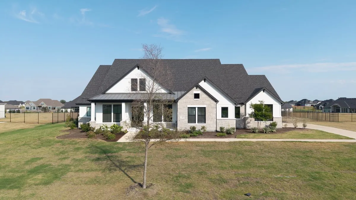 Single Family Residence For Sale