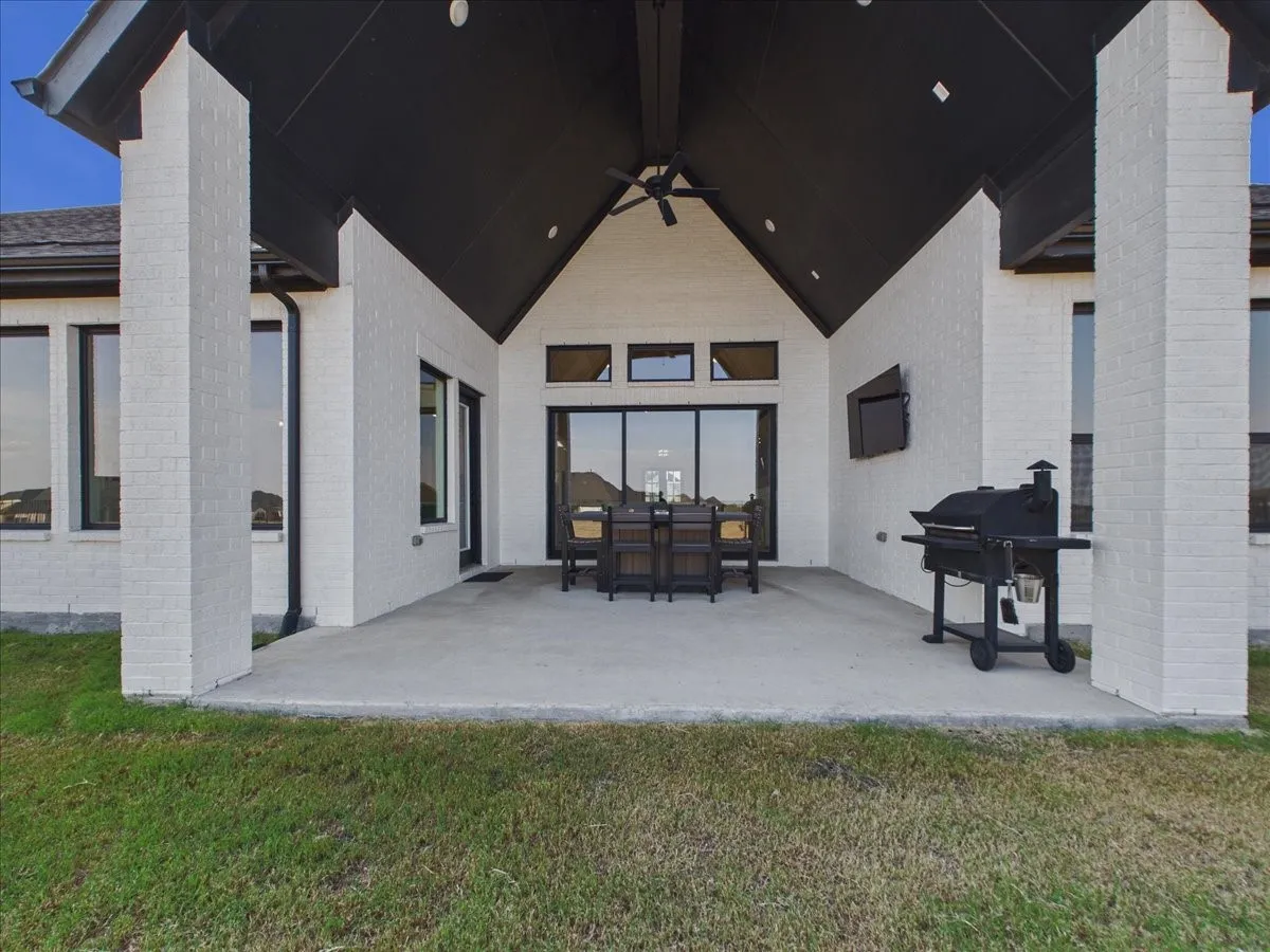 Single Family Residence For Sale in Dallas County , 262 Vidrio Drive, Sunnyvale, Texas 75182, 4 Bedroom, 5 Bathroom, 4 Garage spaces, 4,202 Sqft, built in 2024, mls#21399949, Real Estate Agent in Sunnyvale, Homes For Sale in Dallas county, Homes For Sale in Sunnyvale, Realtor in Sunnyvale Texas, Real Estate Brokerage Independent Realty Texas, Luminita Cordes Realtor